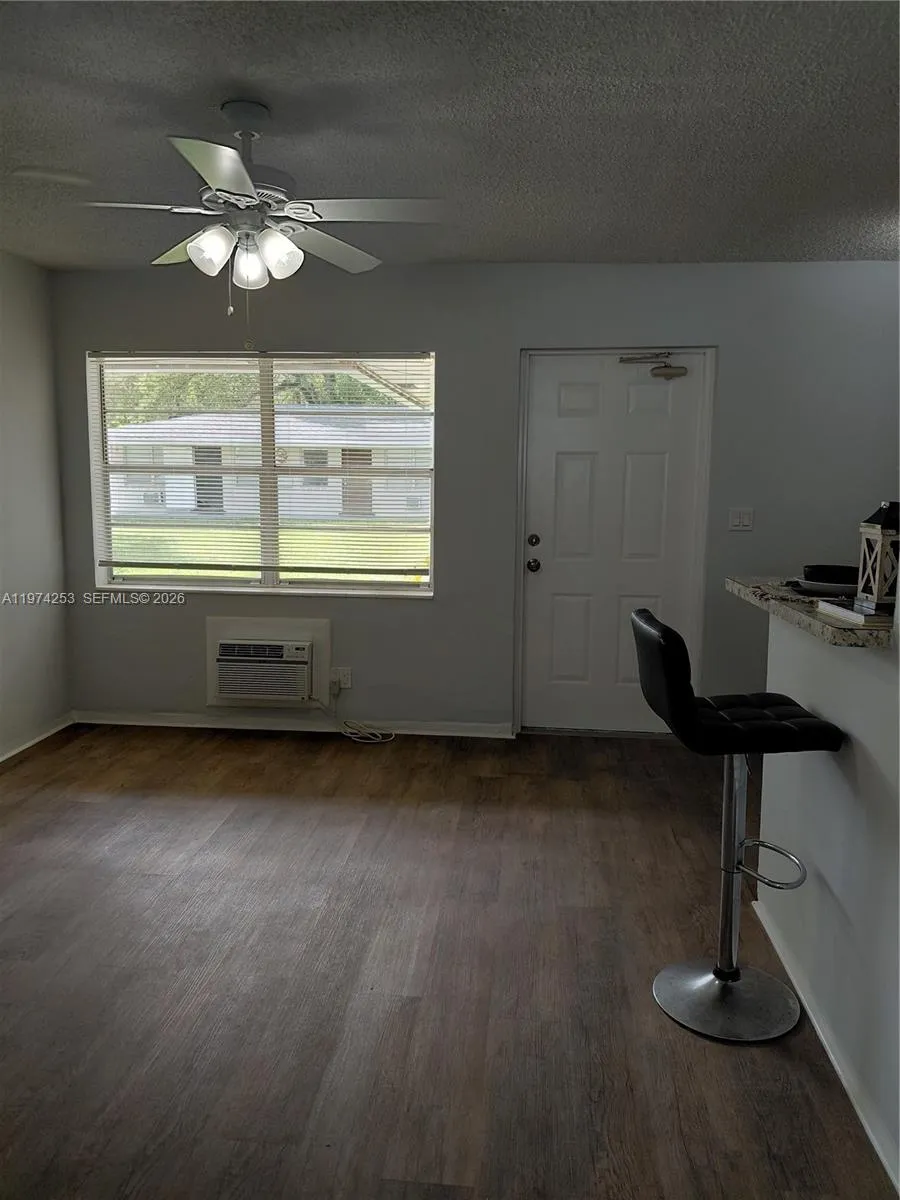 1431 Sw 24th Ct 3, Fort Lauderdale, Florida 33315, Fort Lauderdale, Florida 33315, 1 Bedroom Bedrooms, ,1 BathroomBathrooms,Residential Lease,For Rent,1431 Sw 24th Ct 3, Fort Lauderdale, Florida 33315,A11974253