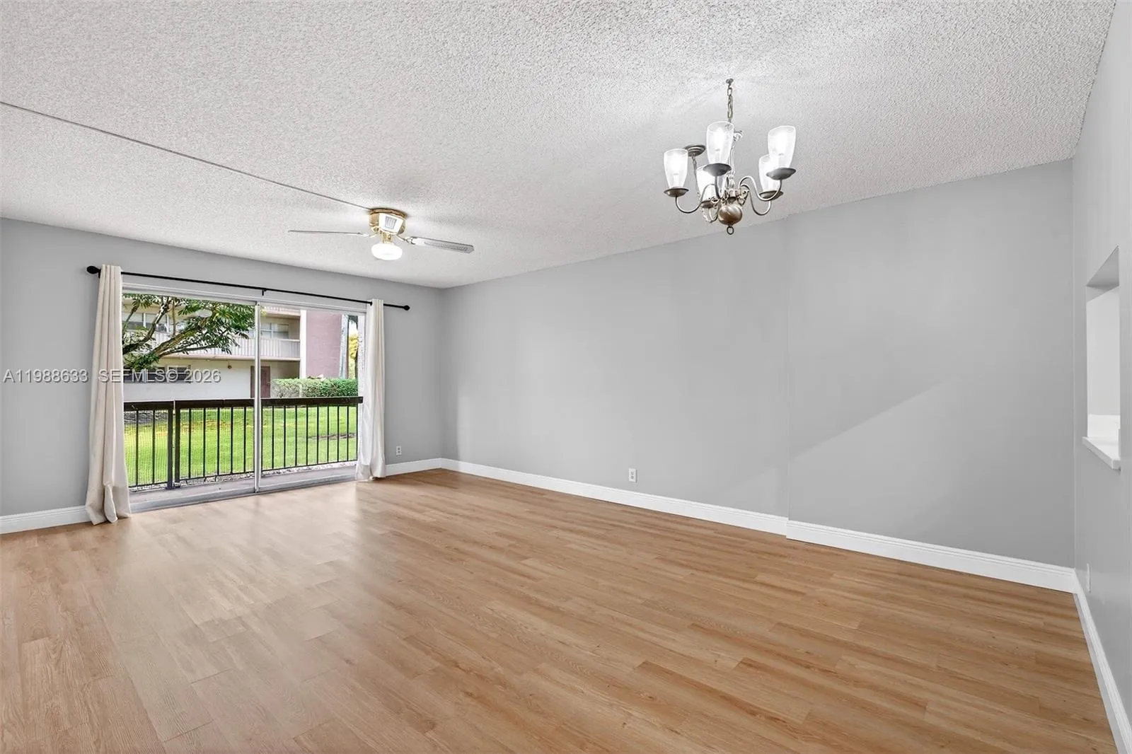 7000 Nova Dr 105e, Davie, Florida 33317, Davie, Florida 33317, 2 Bedrooms Bedrooms, ,2 BathroomsBathrooms,Residential,For Sale,7000 Nova Dr 105e, Davie, Florida 33317,A11988633