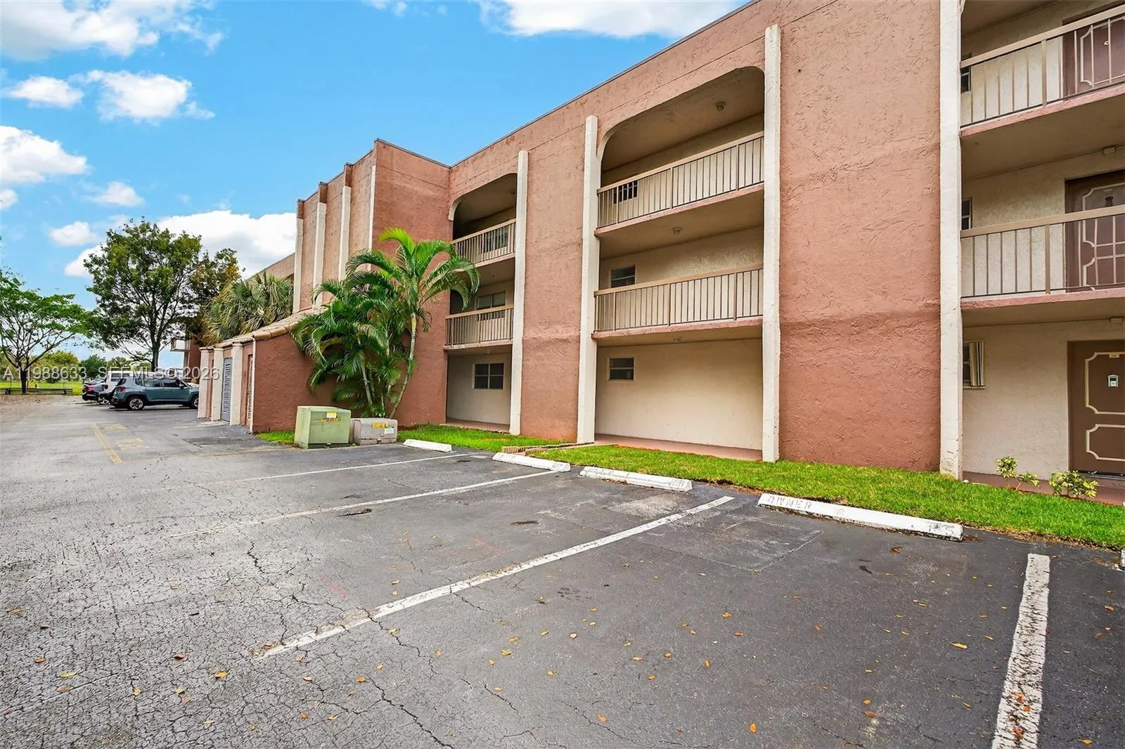 7000 Nova Dr 105e, Davie, Florida 33317, Davie, Florida 33317, 2 Bedrooms Bedrooms, ,2 BathroomsBathrooms,Residential,For Sale,7000 Nova Dr 105e, Davie, Florida 33317,A11988633