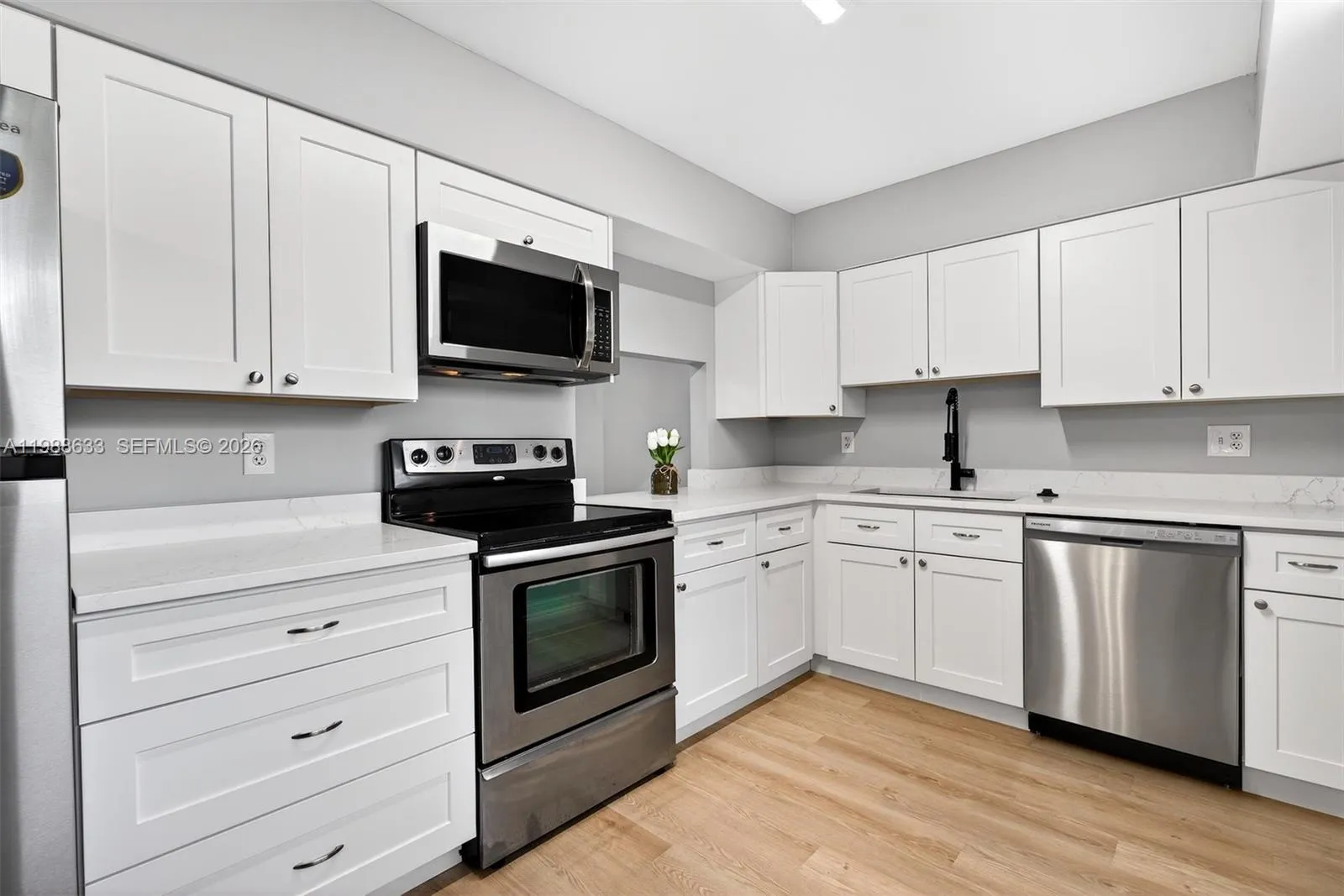 7000 Nova Dr 105e, Davie, Florida 33317, Davie, Florida 33317, 2 Bedrooms Bedrooms, ,2 BathroomsBathrooms,Residential,For Sale,7000 Nova Dr 105e, Davie, Florida 33317,A11988633
