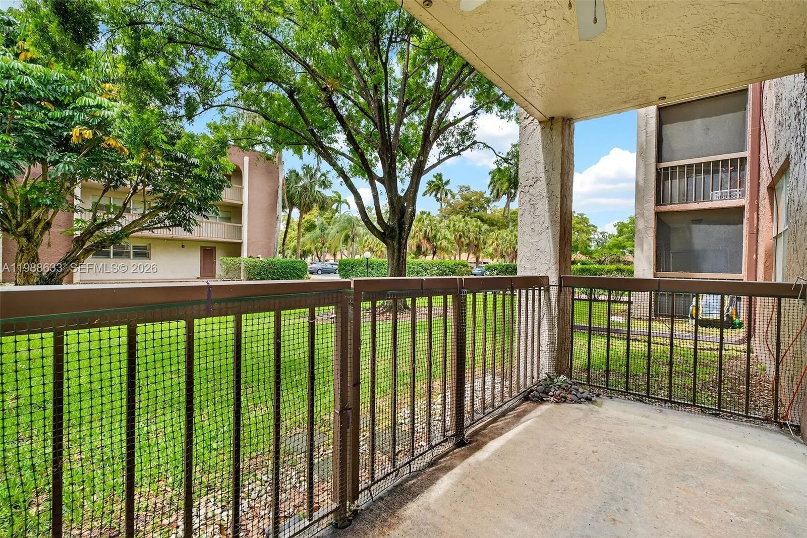 7000 Nova Dr 105e, Davie, Florida 33317, Davie, Florida 33317, 2 Bedrooms Bedrooms, ,2 BathroomsBathrooms,Residential,For Sale,7000 Nova Dr 105e, Davie, Florida 33317,A11988633