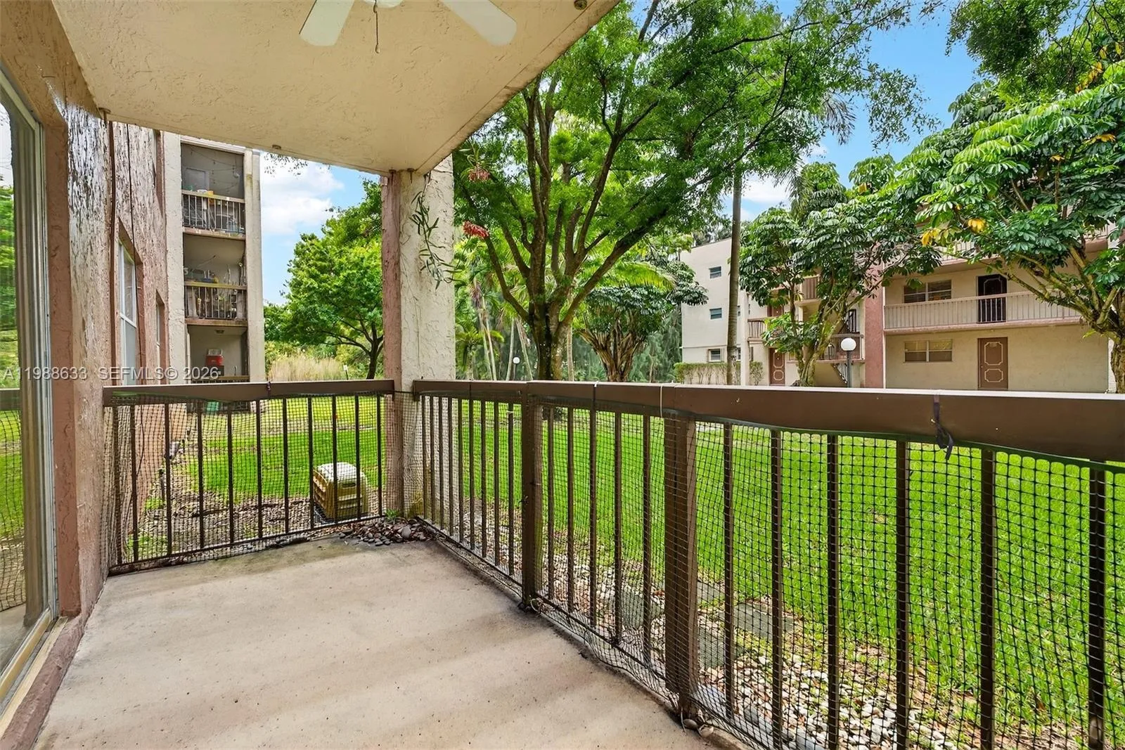 7000 Nova Dr 105e, Davie, Florida 33317, Davie, Florida 33317, 2 Bedrooms Bedrooms, ,2 BathroomsBathrooms,Residential,For Sale,7000 Nova Dr 105e, Davie, Florida 33317,A11988633