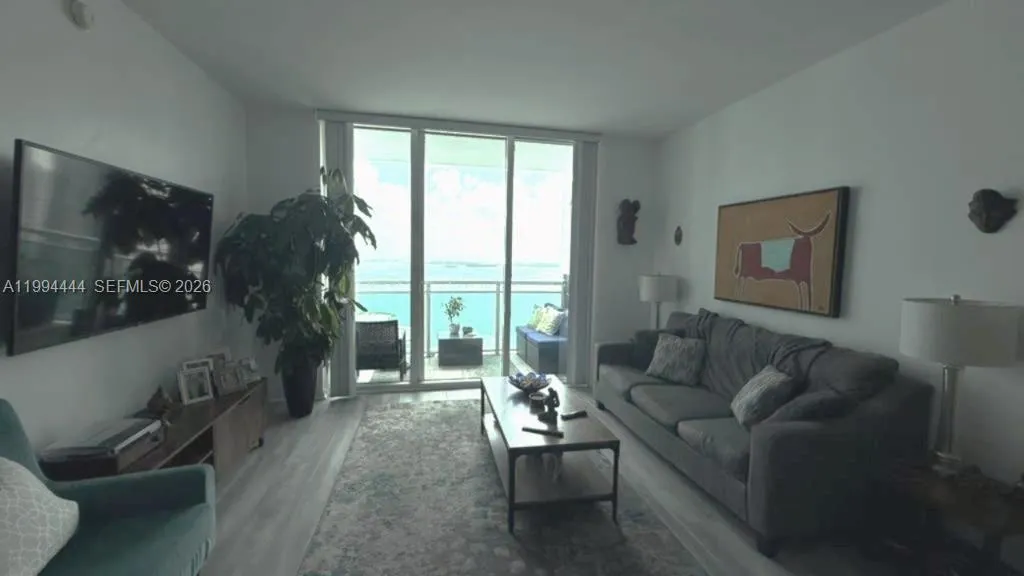 951 Brickell Ave 3002, Miami, Florida 33131, Miami, Florida 33131, 1 Bedroom Bedrooms, ,1 BathroomBathrooms,Residential Lease,For Rent,951 Brickell Ave 3002, Miami, Florida 33131,A11994444