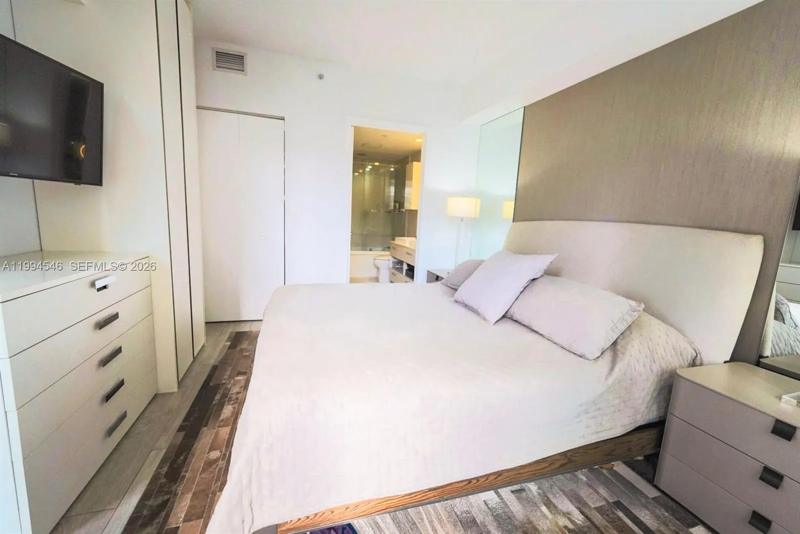 55 Sw 9th St 1001, Miami, Florida 33130, Miami, Florida 33130, 2 Bedrooms Bedrooms, ,2 BathroomsBathrooms,Residential Lease,For Rent,55 Sw 9th St 1001, Miami, Florida 33130,A11994546