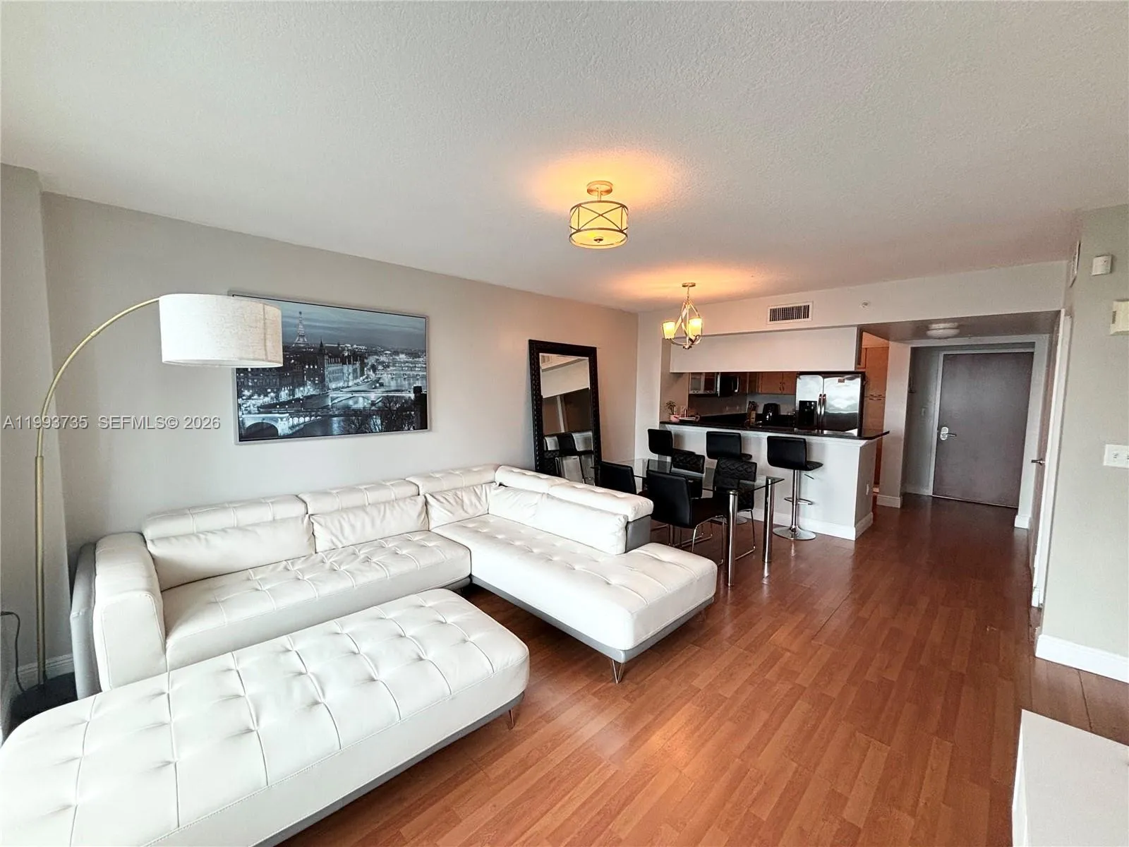 31 Se 5th St 2805, Miami, Florida 33131, Miami, Florida 33131, 1 Bedroom Bedrooms, ,1 BathroomBathrooms,Residential Lease,For Rent,31 Se 5th St 2805, Miami, Florida 33131,A11993735