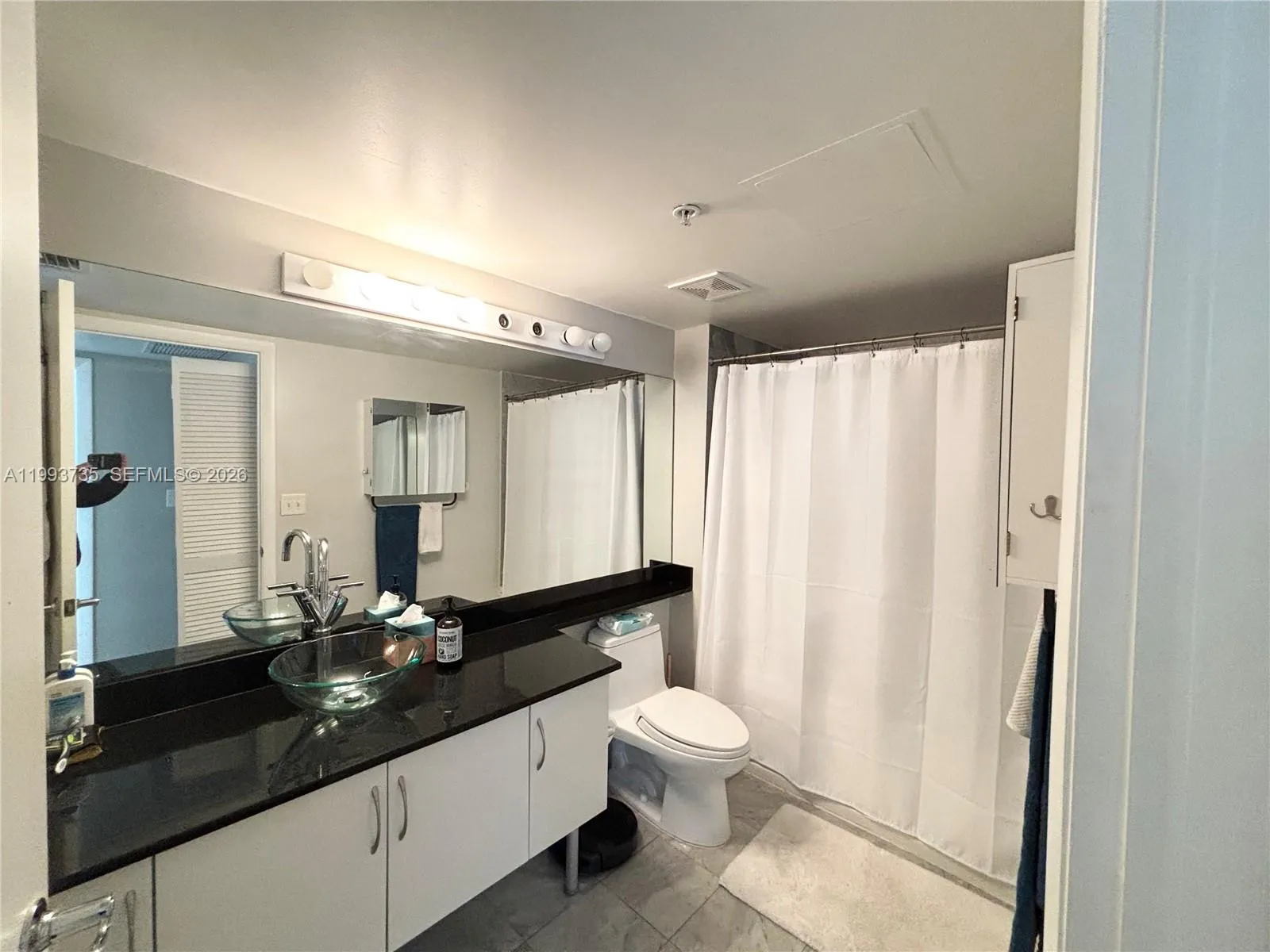 31 Se 5th St 2805, Miami, Florida 33131, Miami, Florida 33131, 1 Bedroom Bedrooms, ,1 BathroomBathrooms,Residential Lease,For Rent,31 Se 5th St 2805, Miami, Florida 33131,A11993735