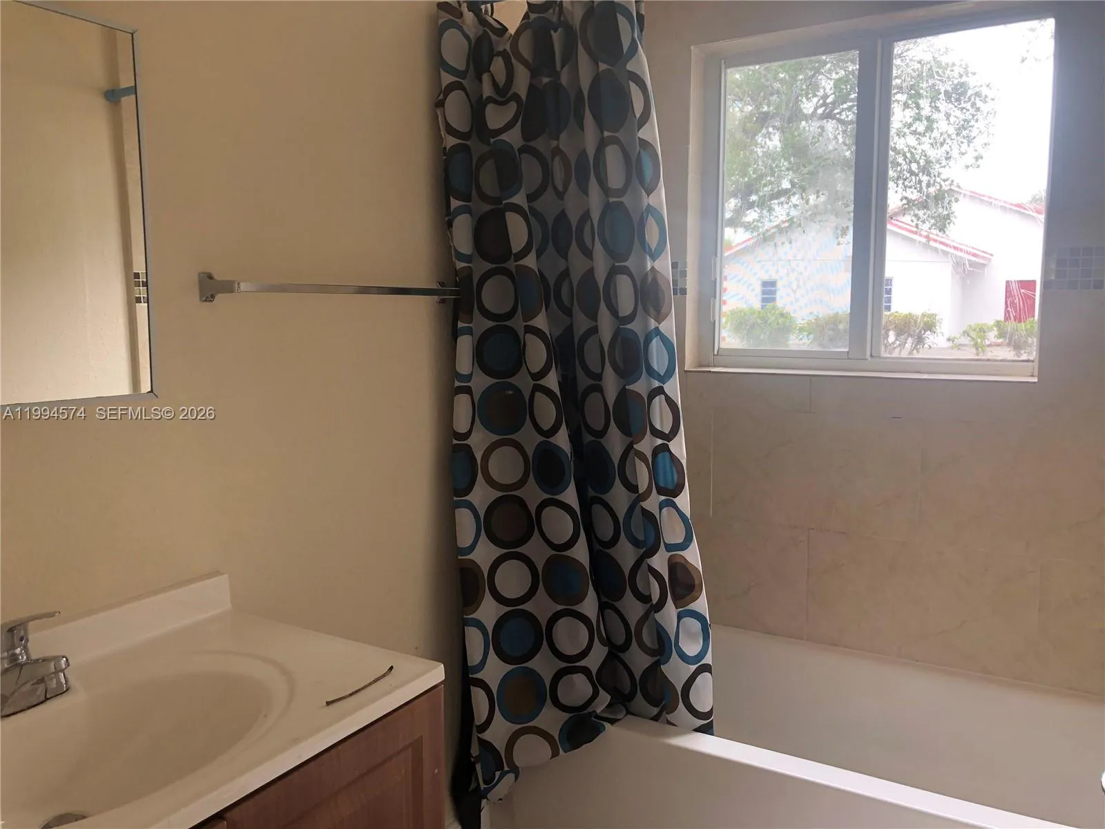 1920 Washington Ave 3, Opa Locka, Florida 33054, Opa Locka, Florida 33054, ,1 BathroomBathrooms,Residential Lease,For Rent,1920 Washington Ave 3, Opa Locka, Florida 33054,A11994574