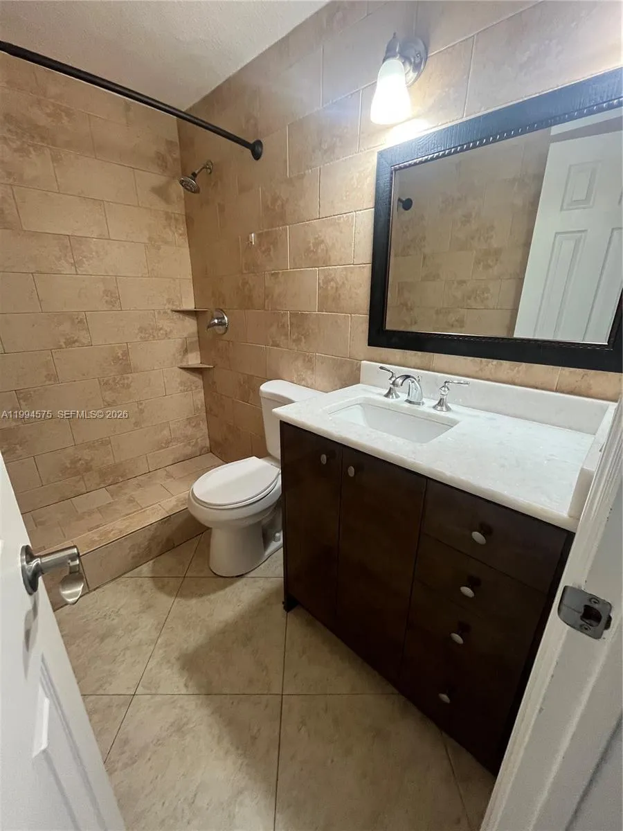 3923 Ne 166th St N-106, North Miami Beach, Florida, North Miami Beach, Florida 33160, 1 Bedroom Bedrooms, ,1 BathroomBathrooms,Residential Lease,For Rent,3923 Ne 166th St N-106, North Miami Beach, Florida,A11994575