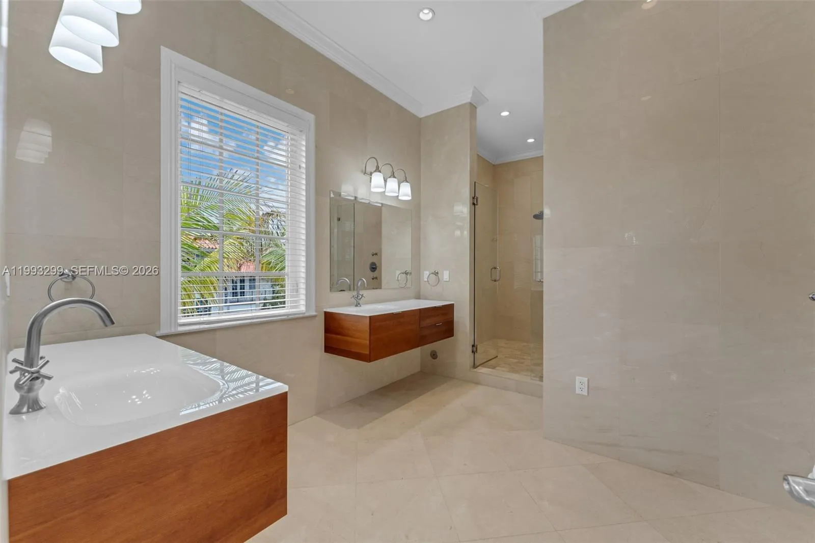 797 Ridgewood Rd ., Key Biscayne, Florida 33149, Key Biscayne, Florida 33149, 6 Bedrooms Bedrooms, ,6 BathroomsBathrooms,Residential Lease,For Rent,797 Ridgewood Rd ., Key Biscayne, Florida 33149,A11993299