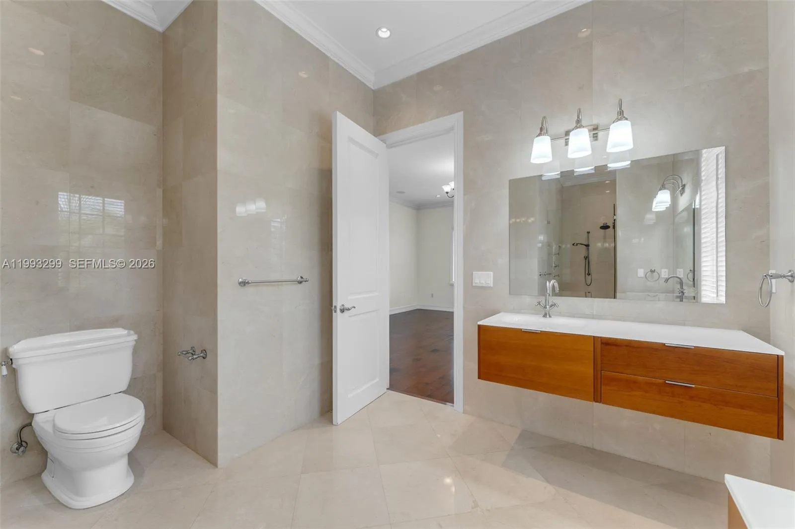 797 Ridgewood Rd ., Key Biscayne, Florida 33149, Key Biscayne, Florida 33149, 6 Bedrooms Bedrooms, ,6 BathroomsBathrooms,Residential Lease,For Rent,797 Ridgewood Rd ., Key Biscayne, Florida 33149,A11993299