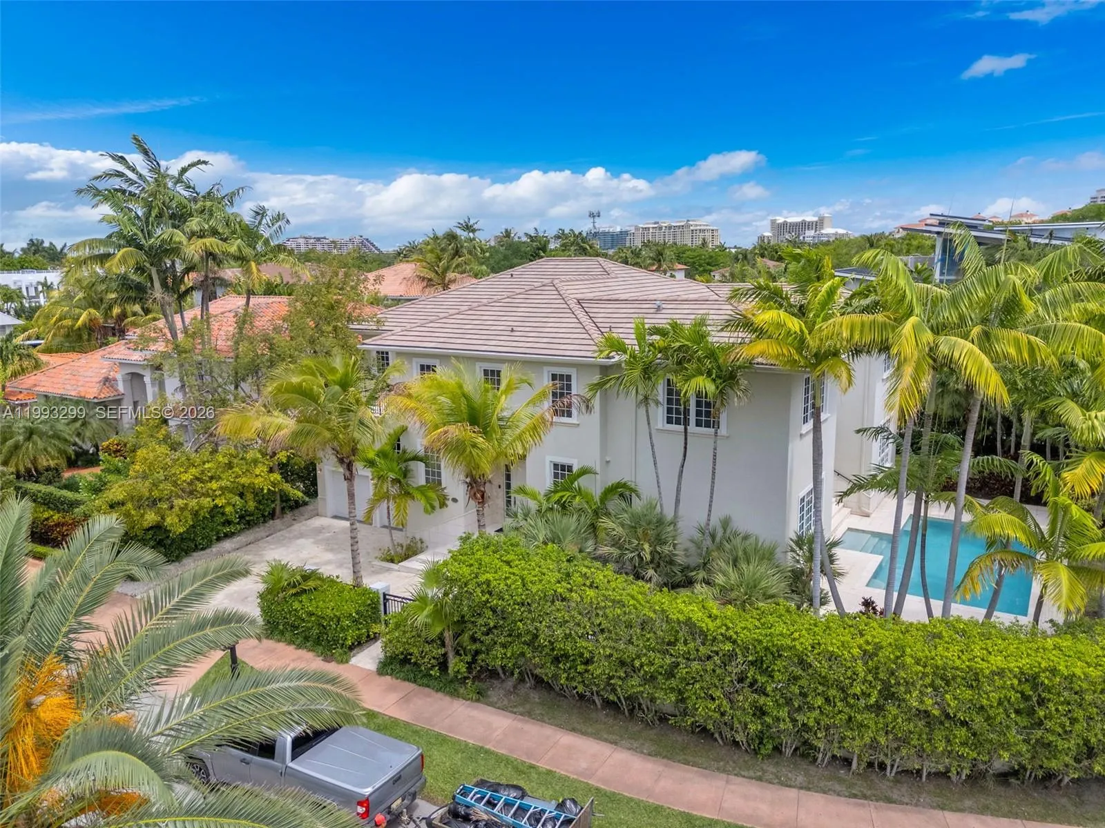 797 Ridgewood Rd ., Key Biscayne, Florida 33149, Key Biscayne, Florida 33149, 6 Bedrooms Bedrooms, ,6 BathroomsBathrooms,Residential Lease,For Rent,797 Ridgewood Rd ., Key Biscayne, Florida 33149,A11993299