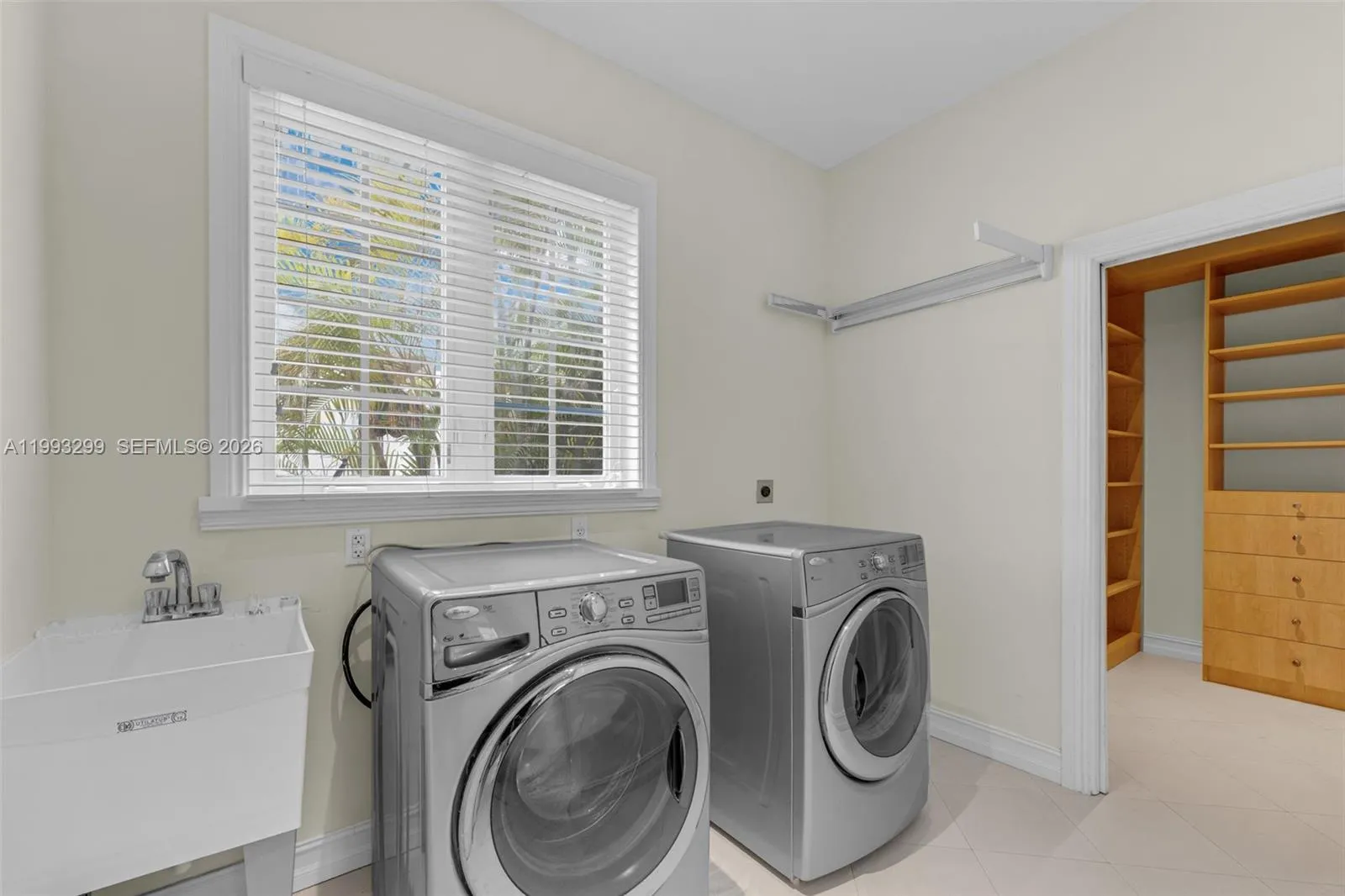 797 Ridgewood Rd ., Key Biscayne, Florida 33149, Key Biscayne, Florida 33149, 6 Bedrooms Bedrooms, ,6 BathroomsBathrooms,Residential Lease,For Rent,797 Ridgewood Rd ., Key Biscayne, Florida 33149,A11993299