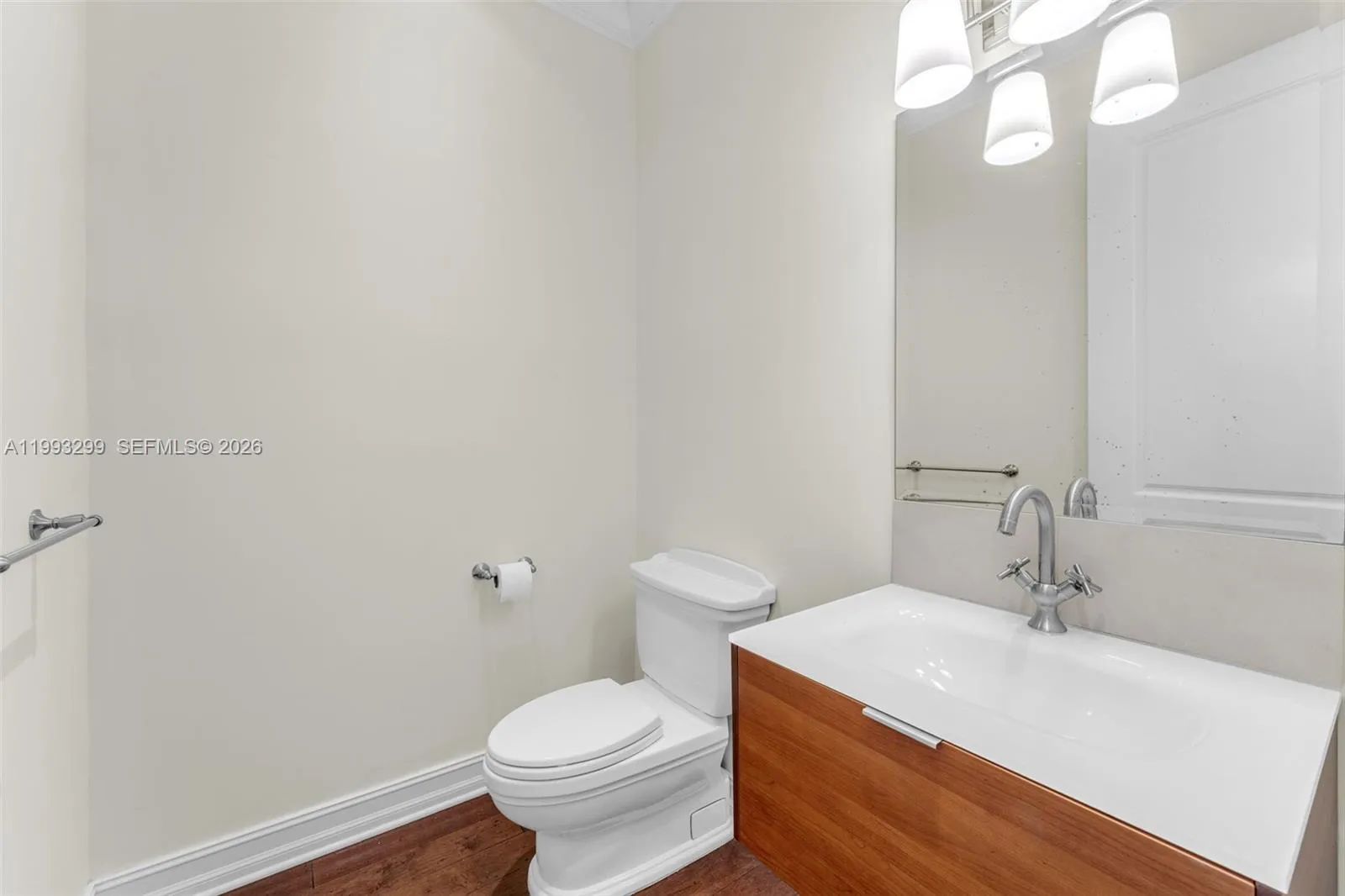 797 Ridgewood Rd ., Key Biscayne, Florida 33149, Key Biscayne, Florida 33149, 6 Bedrooms Bedrooms, ,6 BathroomsBathrooms,Residential Lease,For Rent,797 Ridgewood Rd ., Key Biscayne, Florida 33149,A11993299