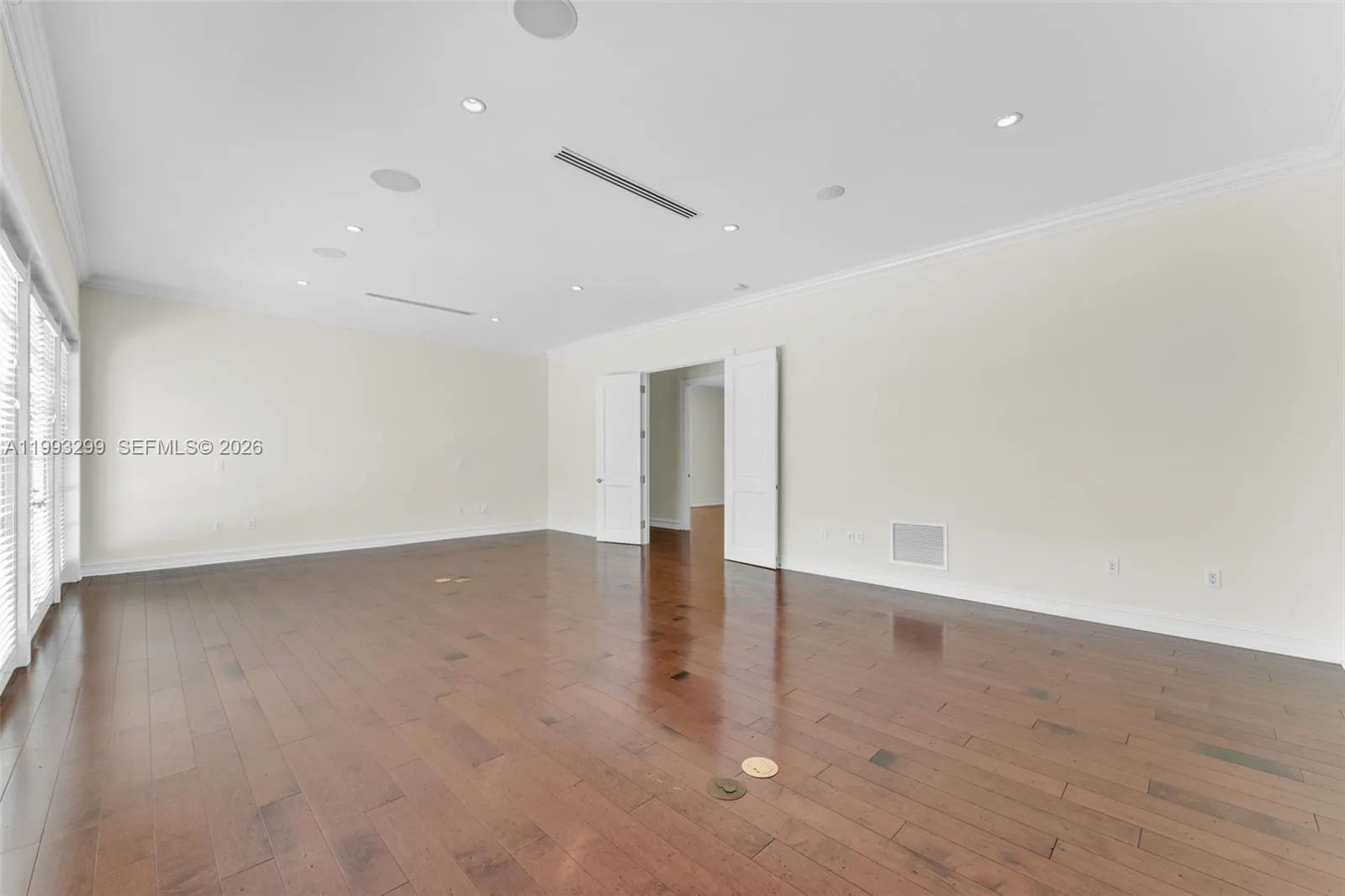 797 Ridgewood Rd ., Key Biscayne, Florida 33149, Key Biscayne, Florida 33149, 6 Bedrooms Bedrooms, ,6 BathroomsBathrooms,Residential Lease,For Rent,797 Ridgewood Rd ., Key Biscayne, Florida 33149,A11993299