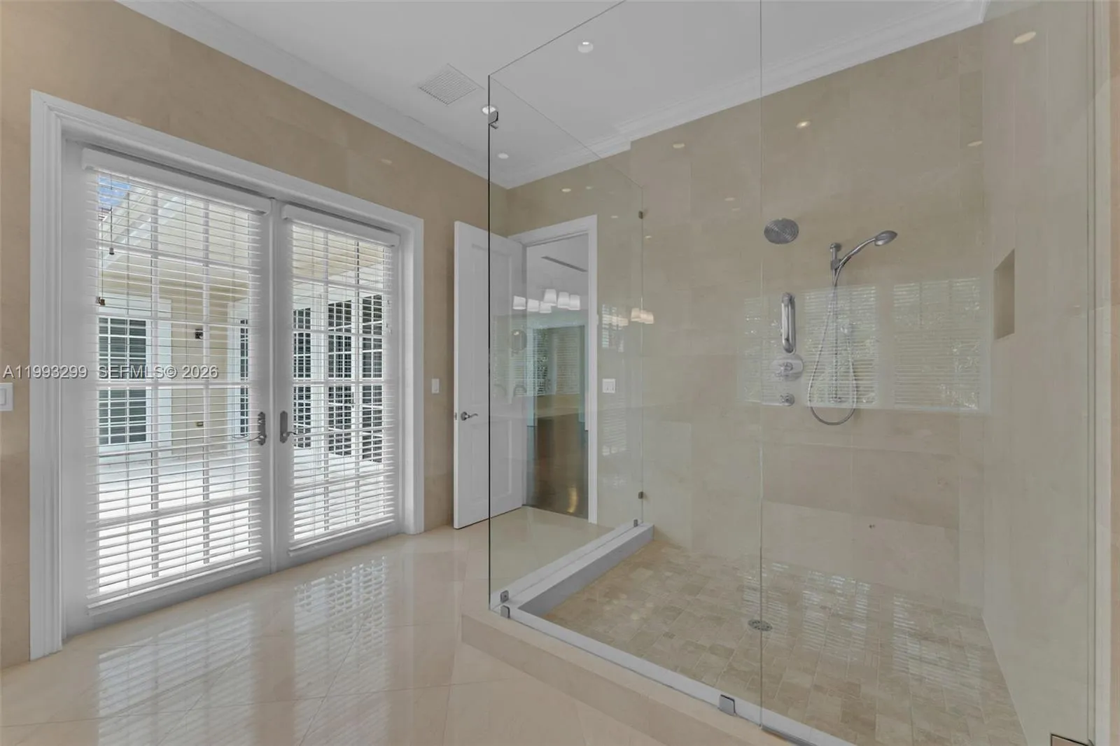 797 Ridgewood Rd ., Key Biscayne, Florida 33149, Key Biscayne, Florida 33149, 6 Bedrooms Bedrooms, ,6 BathroomsBathrooms,Residential Lease,For Rent,797 Ridgewood Rd ., Key Biscayne, Florida 33149,A11993299
