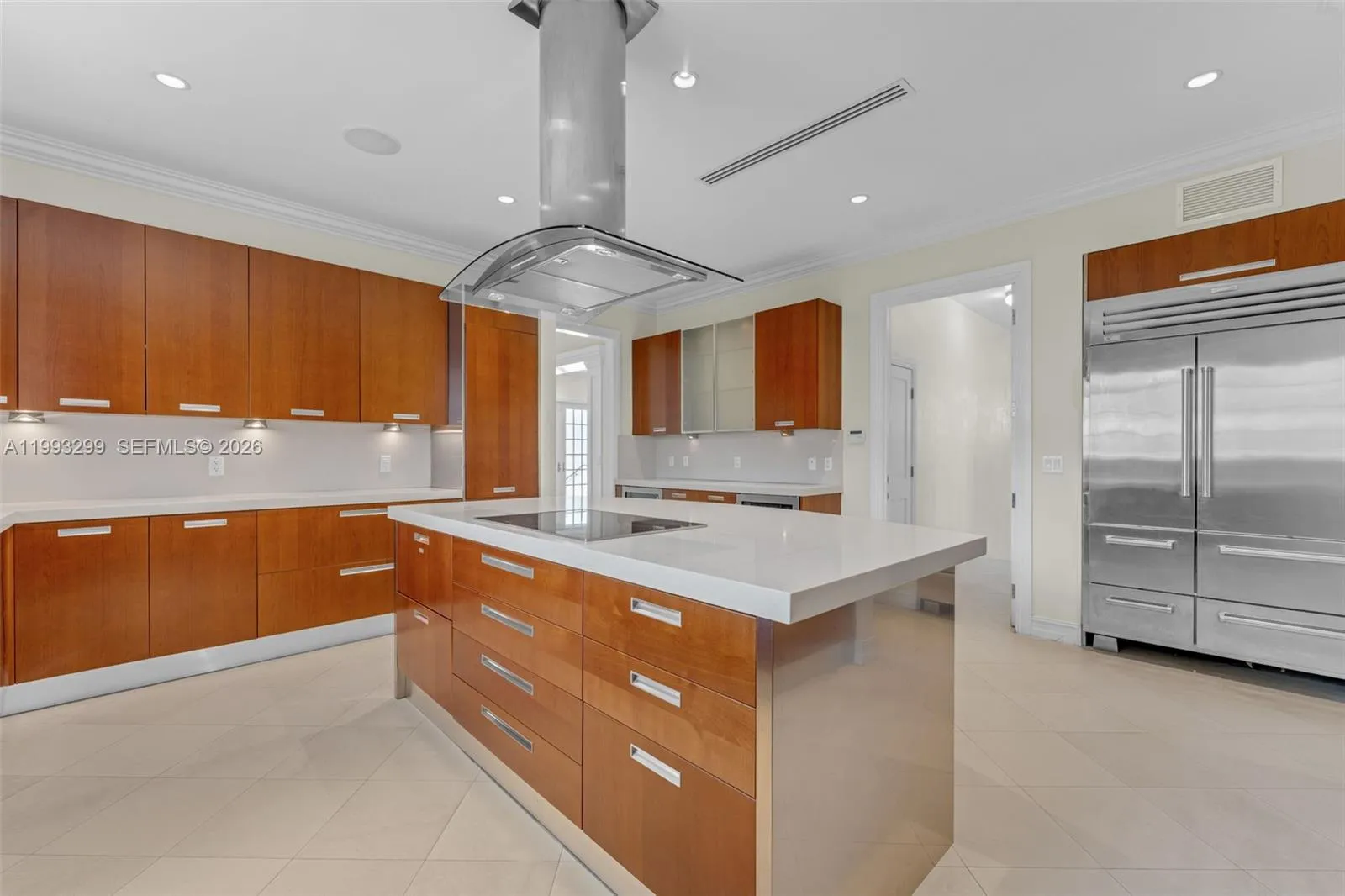 797 Ridgewood Rd ., Key Biscayne, Florida 33149, Key Biscayne, Florida 33149, 6 Bedrooms Bedrooms, ,6 BathroomsBathrooms,Residential Lease,For Rent,797 Ridgewood Rd ., Key Biscayne, Florida 33149,A11993299