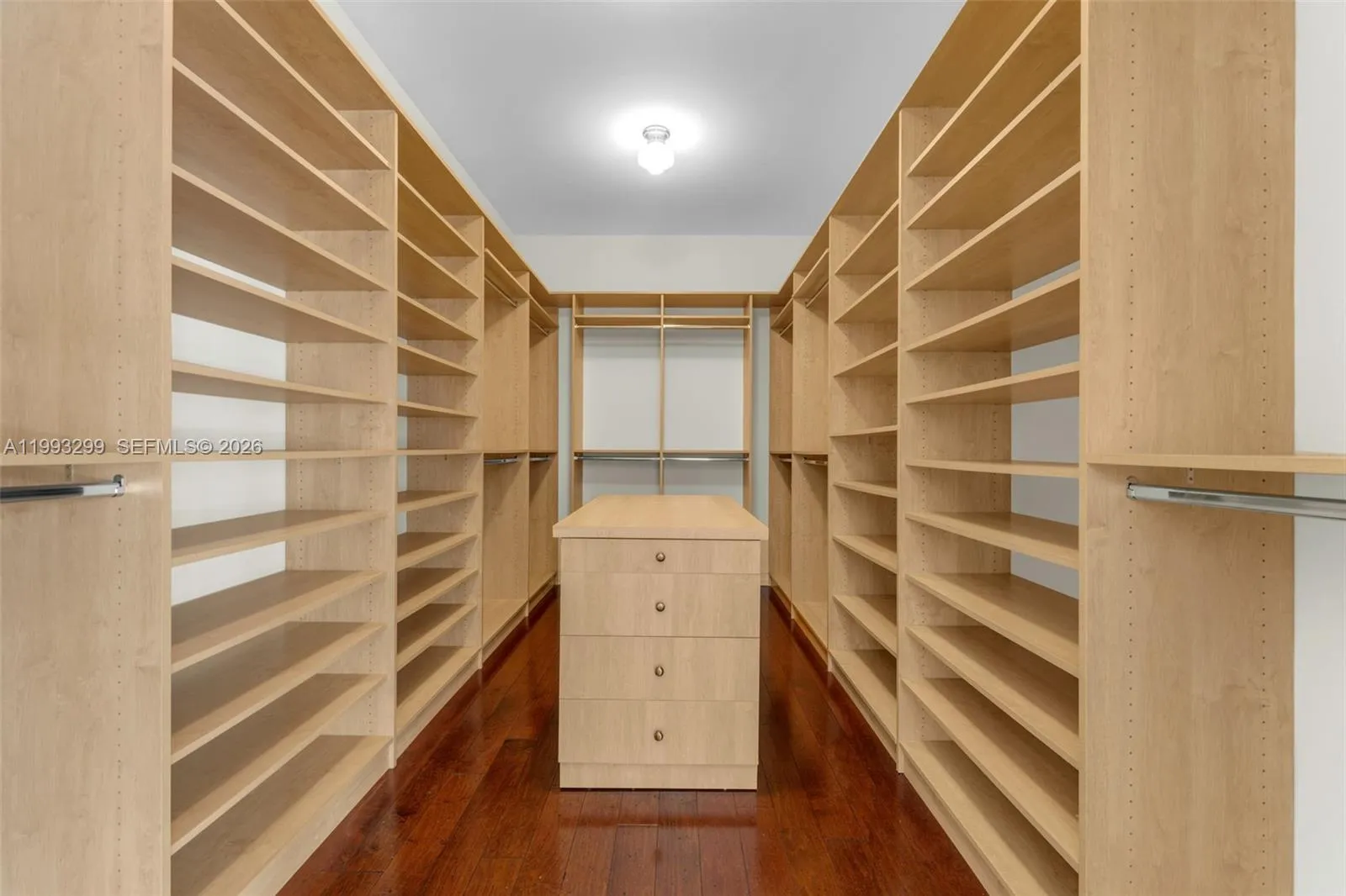 797 Ridgewood Rd ., Key Biscayne, Florida 33149, Key Biscayne, Florida 33149, 6 Bedrooms Bedrooms, ,6 BathroomsBathrooms,Residential Lease,For Rent,797 Ridgewood Rd ., Key Biscayne, Florida 33149,A11993299