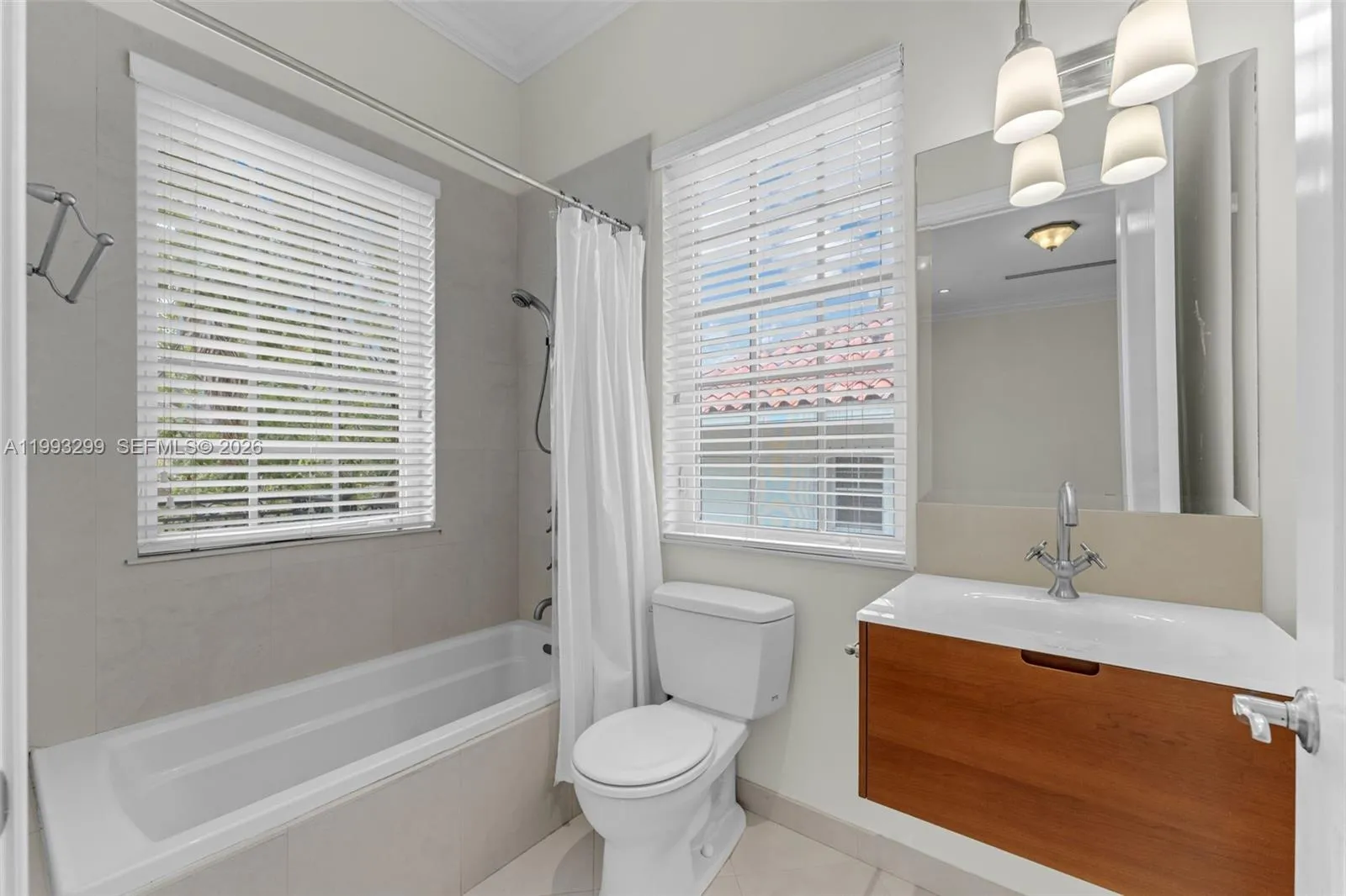 797 Ridgewood Rd ., Key Biscayne, Florida 33149, Key Biscayne, Florida 33149, 6 Bedrooms Bedrooms, ,6 BathroomsBathrooms,Residential Lease,For Rent,797 Ridgewood Rd ., Key Biscayne, Florida 33149,A11993299
