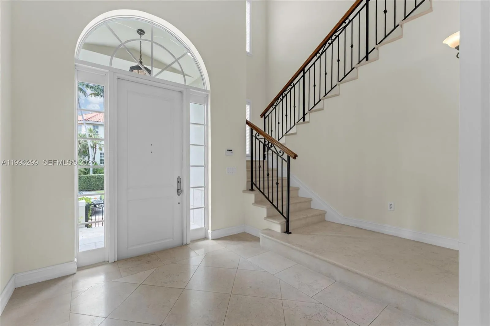 797 Ridgewood Rd ., Key Biscayne, Florida 33149, Key Biscayne, Florida 33149, 6 Bedrooms Bedrooms, ,6 BathroomsBathrooms,Residential Lease,For Rent,797 Ridgewood Rd ., Key Biscayne, Florida 33149,A11993299