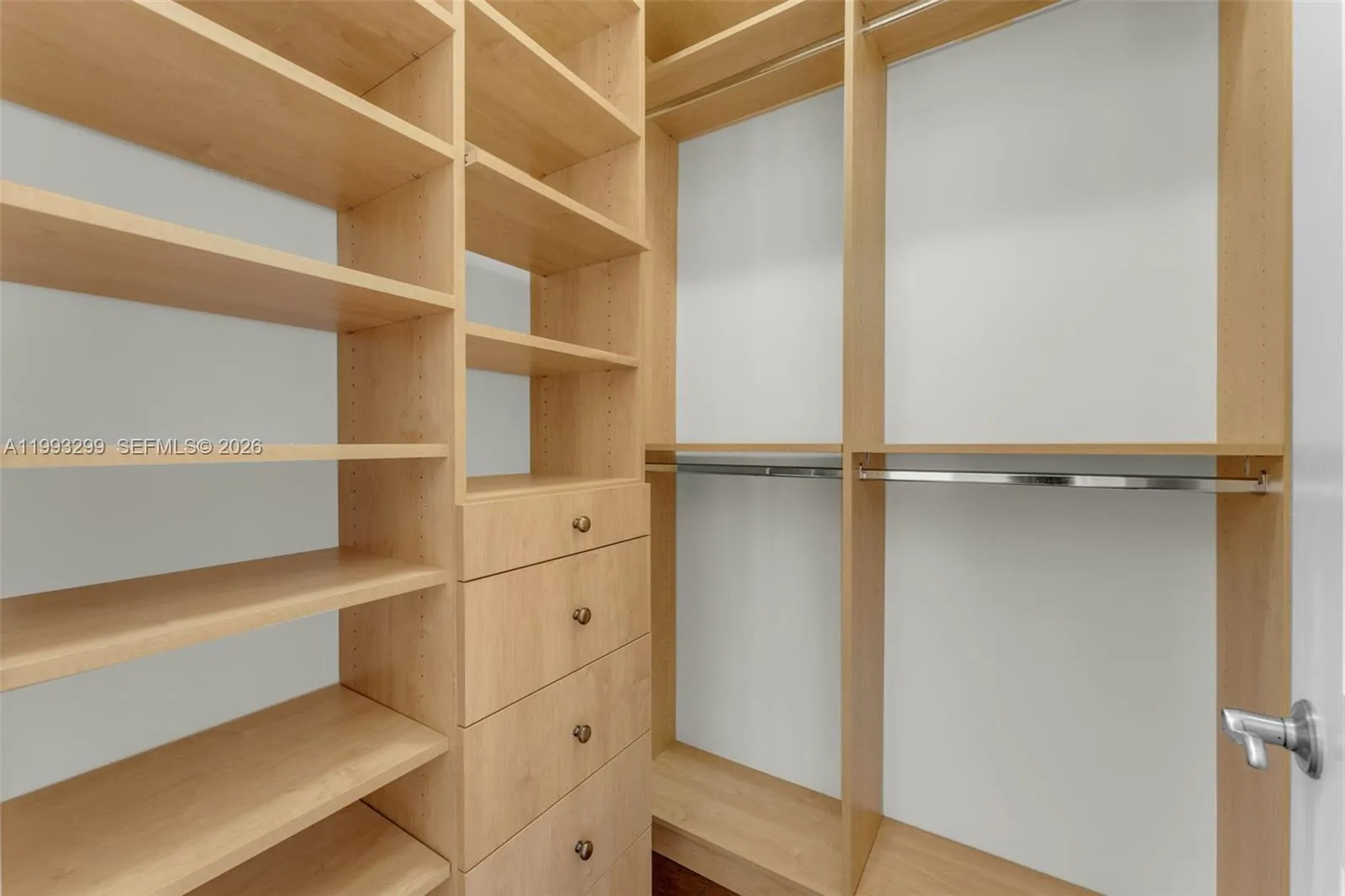 797 Ridgewood Rd ., Key Biscayne, Florida 33149, Key Biscayne, Florida 33149, 6 Bedrooms Bedrooms, ,6 BathroomsBathrooms,Residential Lease,For Rent,797 Ridgewood Rd ., Key Biscayne, Florida 33149,A11993299