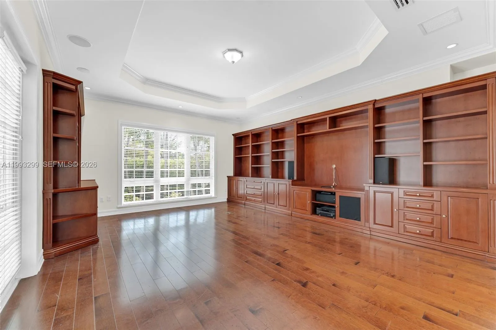 797 Ridgewood Rd ., Key Biscayne, Florida 33149, Key Biscayne, Florida 33149, 6 Bedrooms Bedrooms, ,6 BathroomsBathrooms,Residential Lease,For Rent,797 Ridgewood Rd ., Key Biscayne, Florida 33149,A11993299