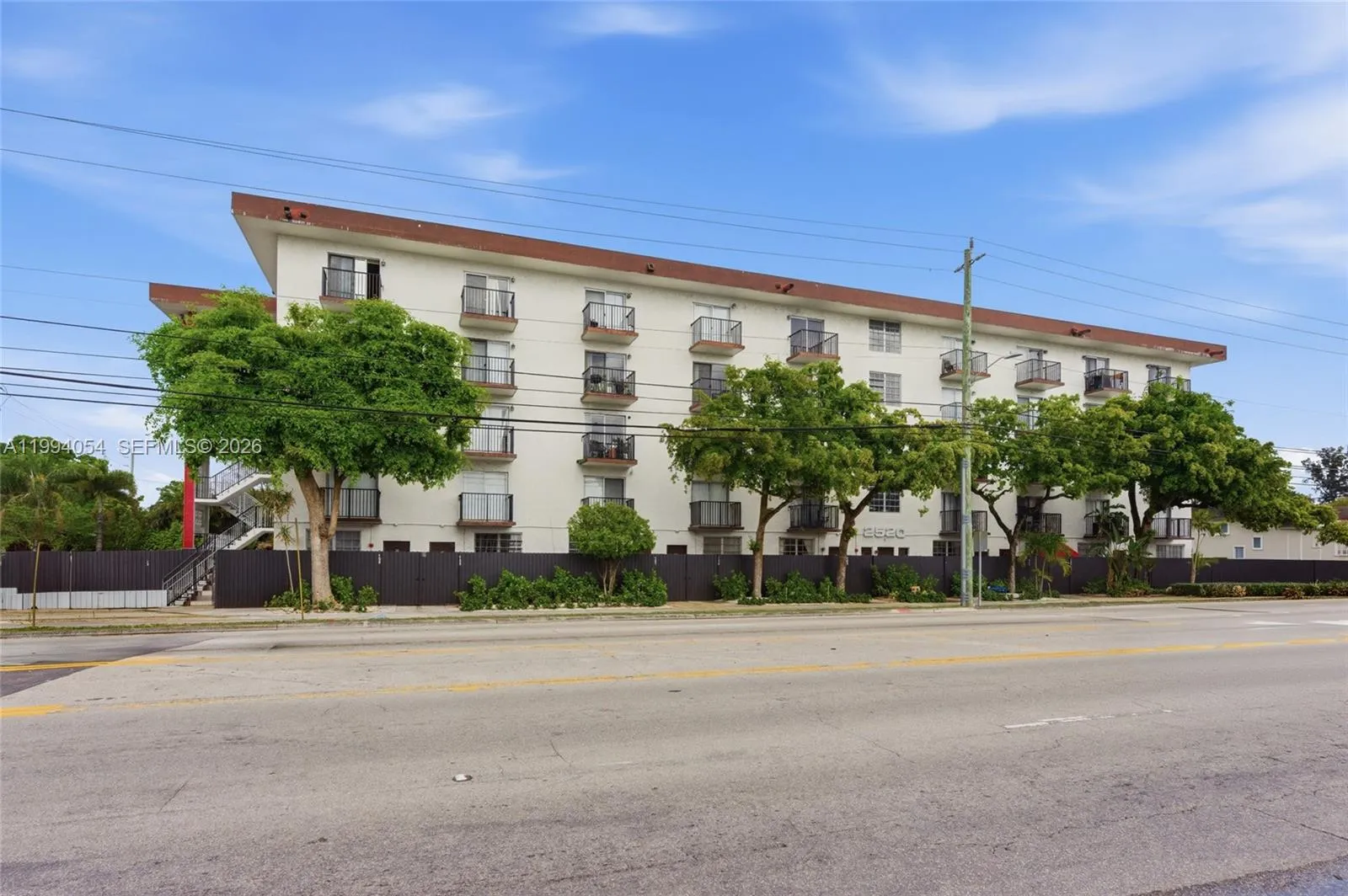 2520 N Andrews Ave 402, Wilton Manors, Florida 333, Wilton Manors, Florida 33311, 2 Bedrooms Bedrooms, ,2 BathroomsBathrooms,Residential Lease,For Rent,2520 N Andrews Ave 402, Wilton Manors, Florida 333,A11994054