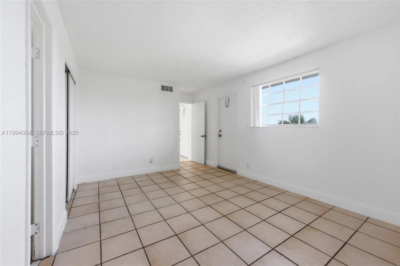 2520 N Andrews Ave 402, Wilton Manors, Florida 333, Wilton Manors, Florida 33311, 2 Bedrooms Bedrooms, ,2 BathroomsBathrooms,Residential Lease,For Rent,2520 N Andrews Ave 402, Wilton Manors, Florida 333,A11994054