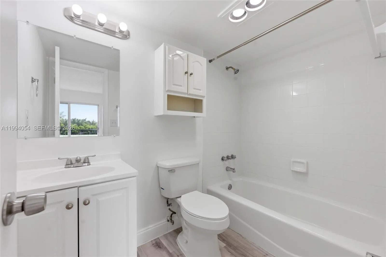 2520 N Andrews Ave 402, Wilton Manors, Florida 333, Wilton Manors, Florida 33311, 2 Bedrooms Bedrooms, ,2 BathroomsBathrooms,Residential Lease,For Rent,2520 N Andrews Ave 402, Wilton Manors, Florida 333,A11994054