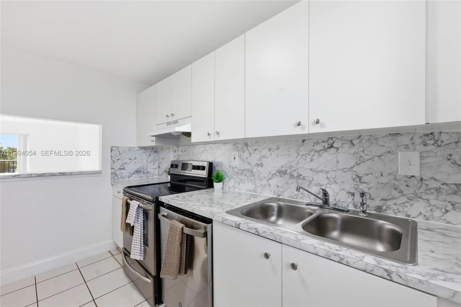 2520 N Andrews Ave 402, Wilton Manors, Florida 333, Wilton Manors, Florida 33311, 2 Bedrooms Bedrooms, ,2 BathroomsBathrooms,Residential Lease,For Rent,2520 N Andrews Ave 402, Wilton Manors, Florida 333,A11994054