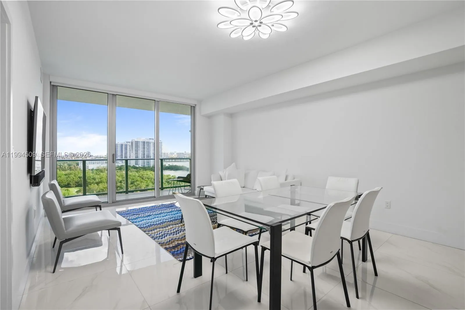 16385 Ne Biscayne Blvd 1402, North Miami Beach, Fl, North Miami Beach, Florida 33160, 1 Bedroom Bedrooms, ,2 BathroomsBathrooms,Residential Lease,For Rent,16385 Ne Biscayne Blvd 1402, North Miami Beach, Fl,A11994509