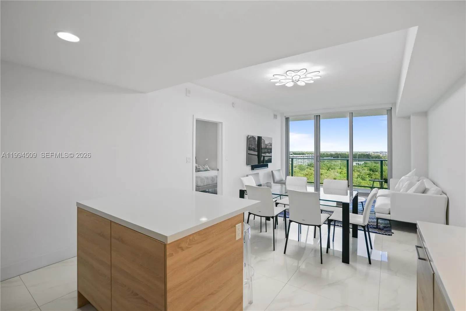 16385 Ne Biscayne Blvd 1402, North Miami Beach, Fl, North Miami Beach, Florida 33160, 1 Bedroom Bedrooms, ,2 BathroomsBathrooms,Residential Lease,For Rent,16385 Ne Biscayne Blvd 1402, North Miami Beach, Fl,A11994509