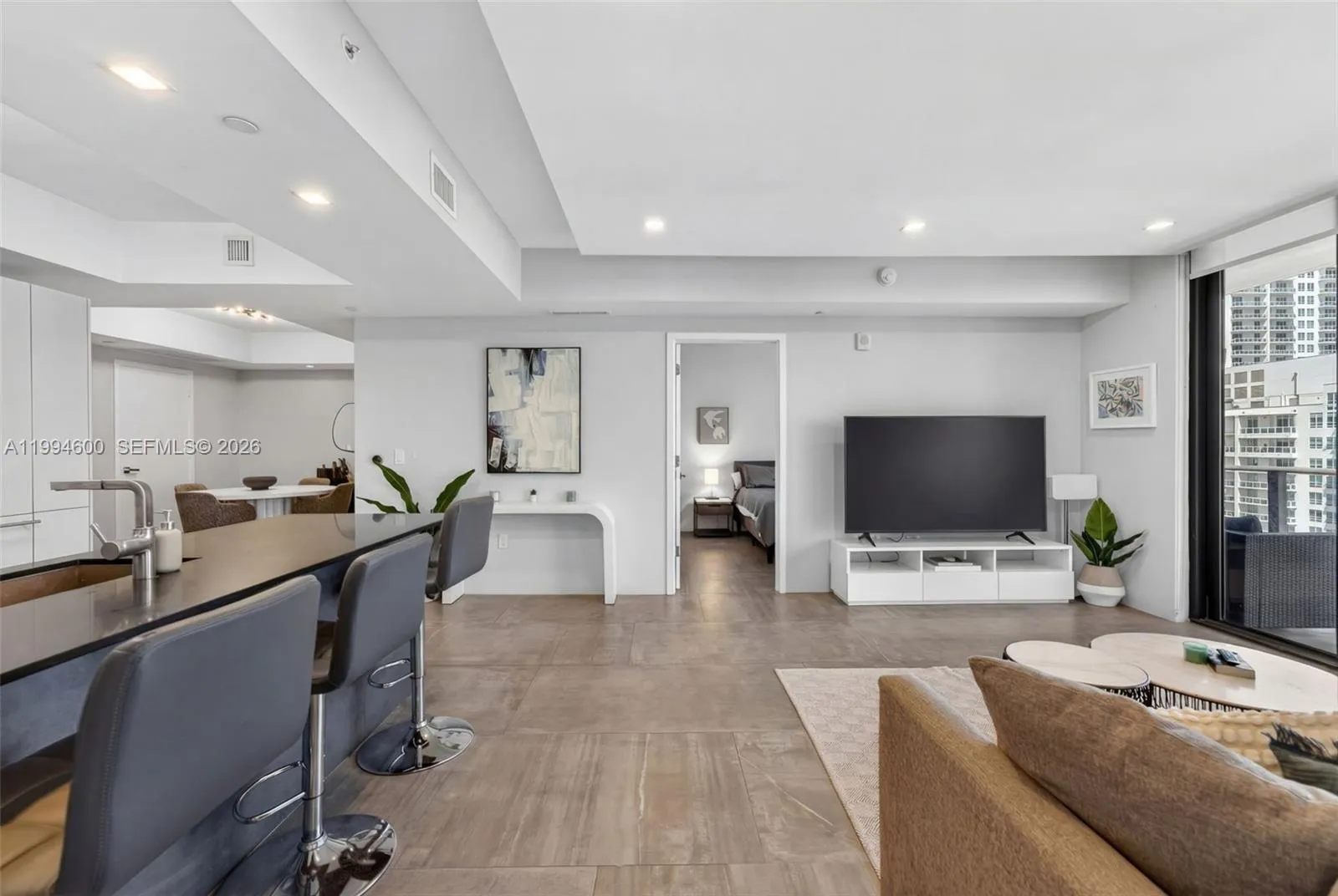 1010 Brickell Av 4203, Miami, Florida 33131, Miami, Florida 33131, 2 Bedrooms Bedrooms, ,3 BathroomsBathrooms,Residential Lease,For Rent,1010 Brickell Av 4203, Miami, Florida 33131,A11994600