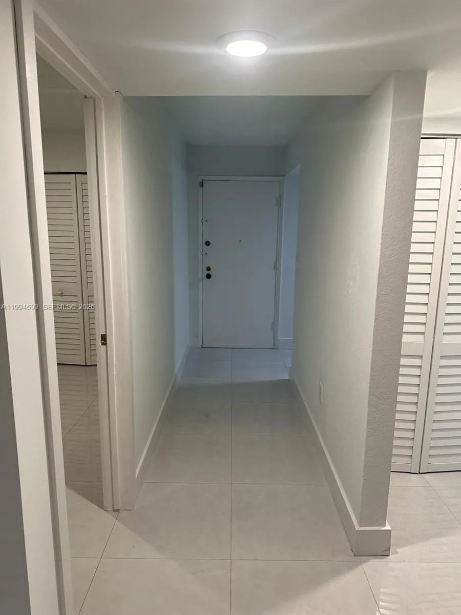 8794 Sw 12th St 108, Miami, Florida 33174, Miami, Florida 33174, 2 Bedrooms Bedrooms, ,1 BathroomBathrooms,Residential Lease,For Rent,8794 Sw 12th St 108, Miami, Florida 33174,A11994609