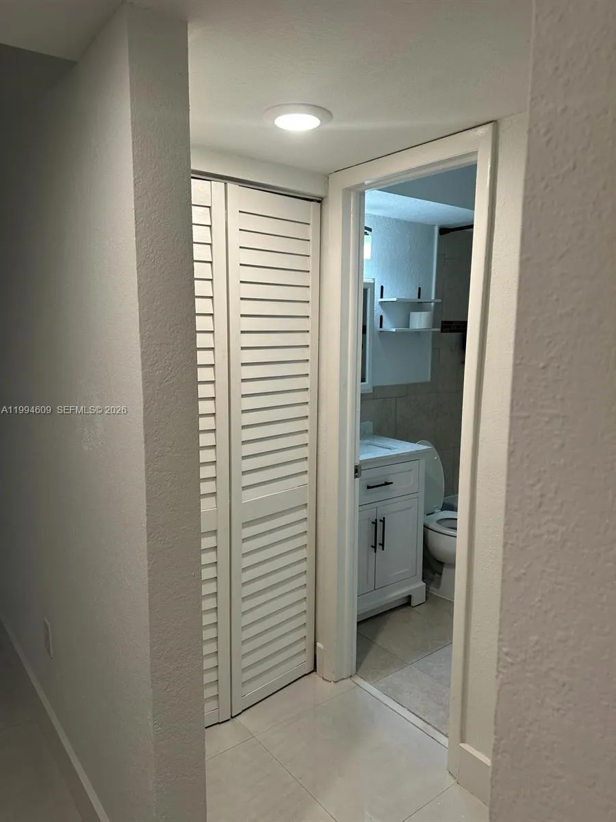 8794 Sw 12th St 108, Miami, Florida 33174, Miami, Florida 33174, 2 Bedrooms Bedrooms, ,1 BathroomBathrooms,Residential Lease,For Rent,8794 Sw 12th St 108, Miami, Florida 33174,A11994609