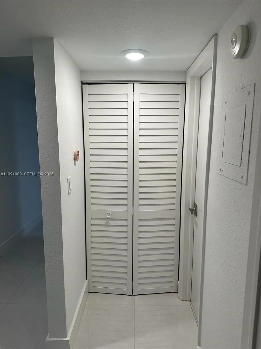 8794 Sw 12th St 108, Miami, Florida 33174, Miami, Florida 33174, 2 Bedrooms Bedrooms, ,1 BathroomBathrooms,Residential Lease,For Rent,8794 Sw 12th St 108, Miami, Florida 33174,A11994609