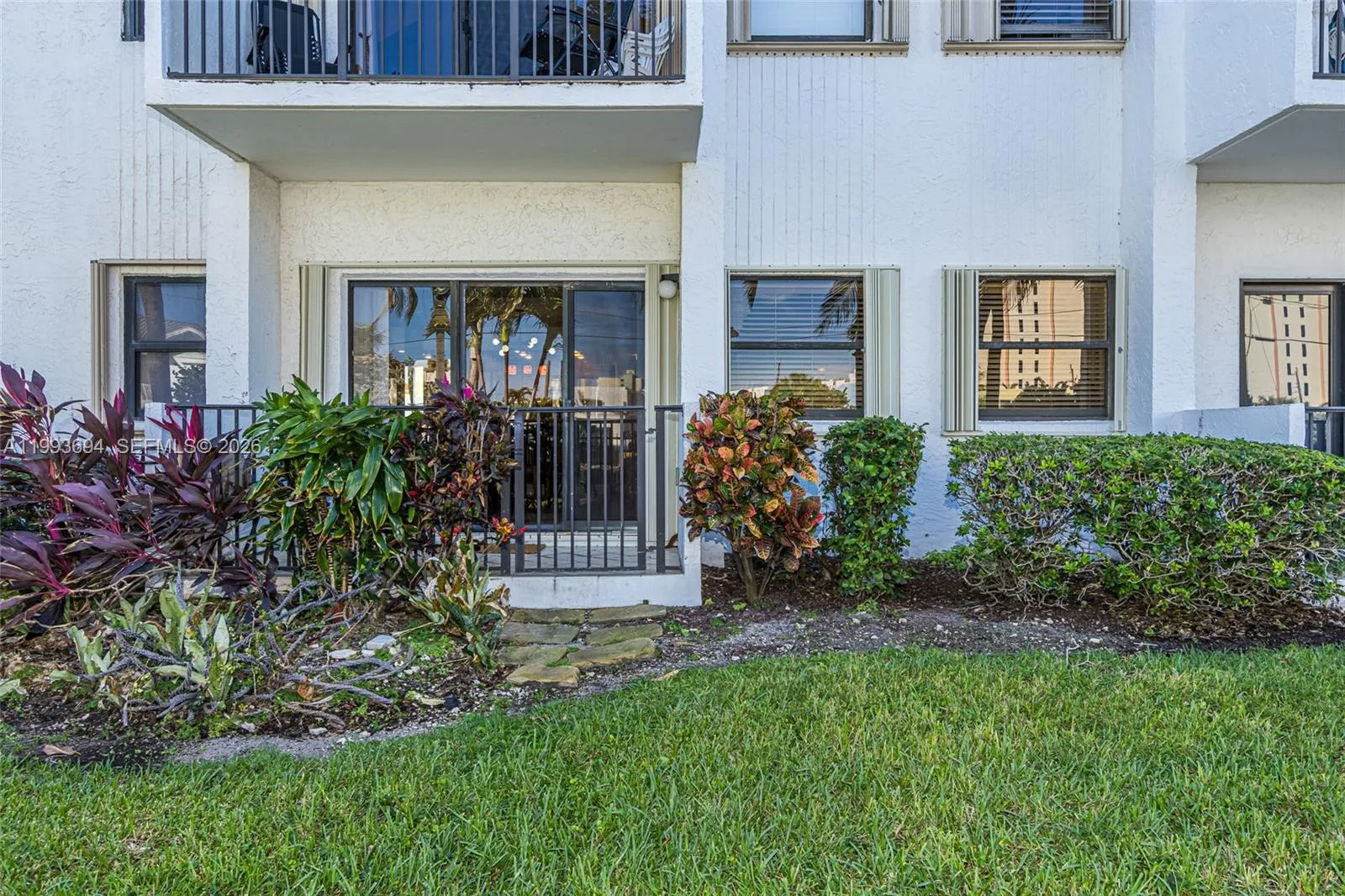 1201 S Ocean Dr 104n, Hollywood, Florida 33019, Hollywood, Florida 33019, 1 Bedroom Bedrooms, ,1 BathroomBathrooms,Residential Lease,For Rent,1201 S Ocean Dr 104n, Hollywood, Florida 33019,A11993694