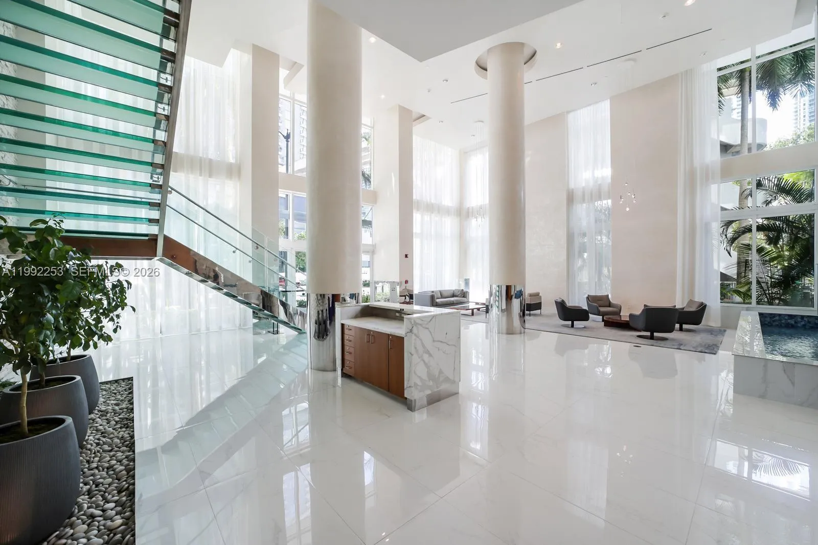 41 Se 5th St 2307, Miami, Florida 33131, Miami, Florida 33131, 2 Bedrooms Bedrooms, ,2 BathroomsBathrooms,Residential Lease,For Rent,41 Se 5th St 2307, Miami, Florida 33131,A11992253