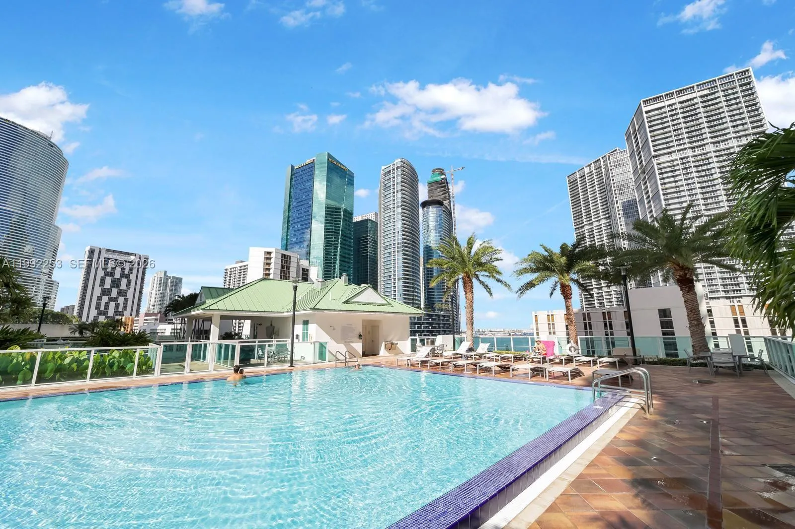 41 Se 5th St 2307, Miami, Florida 33131, Miami, Florida 33131, 2 Bedrooms Bedrooms, ,2 BathroomsBathrooms,Residential Lease,For Rent,41 Se 5th St 2307, Miami, Florida 33131,A11992253