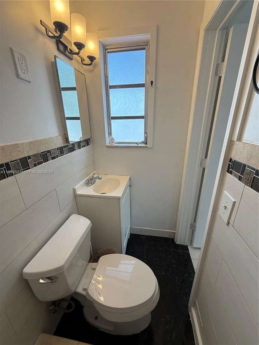 1230 North Dr Studio, Miami, Florida 33179, Miami, Florida 33179, 1 Bedroom Bedrooms, ,1 BathroomBathrooms,Residential Lease,For Rent,1230 North Dr Studio, Miami, Florida 33179,A11994583
