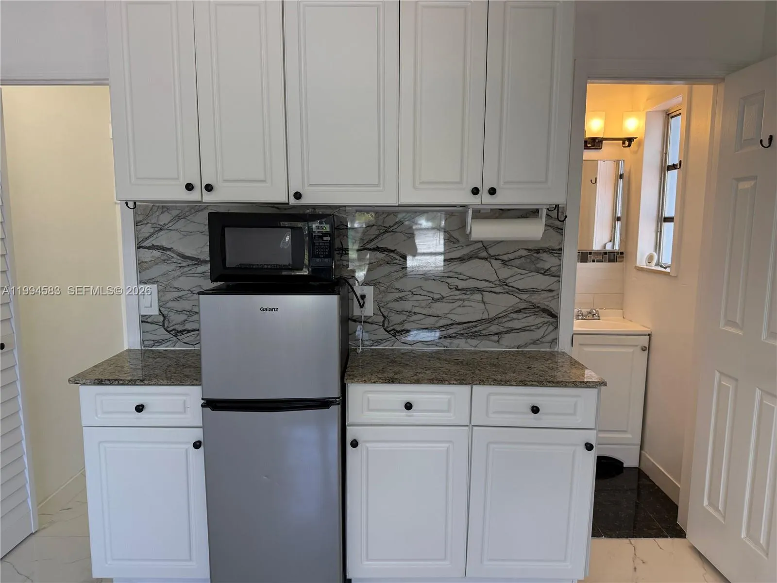 1230 North Dr Studio, Miami, Florida 33179, Miami, Florida 33179, 1 Bedroom Bedrooms, ,1 BathroomBathrooms,Residential Lease,For Rent,1230 North Dr Studio, Miami, Florida 33179,A11994583