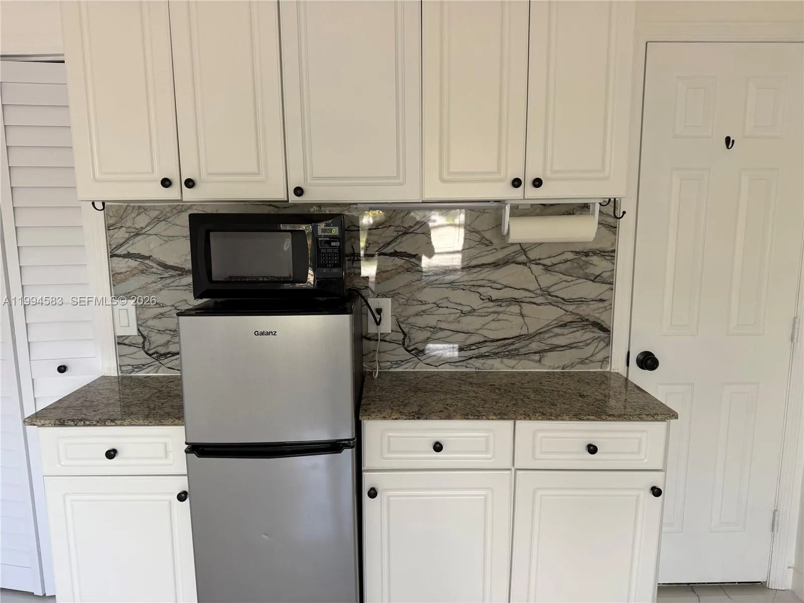 1230 North Dr Studio, Miami, Florida 33179, Miami, Florida 33179, 1 Bedroom Bedrooms, ,1 BathroomBathrooms,Residential Lease,For Rent,1230 North Dr Studio, Miami, Florida 33179,A11994583