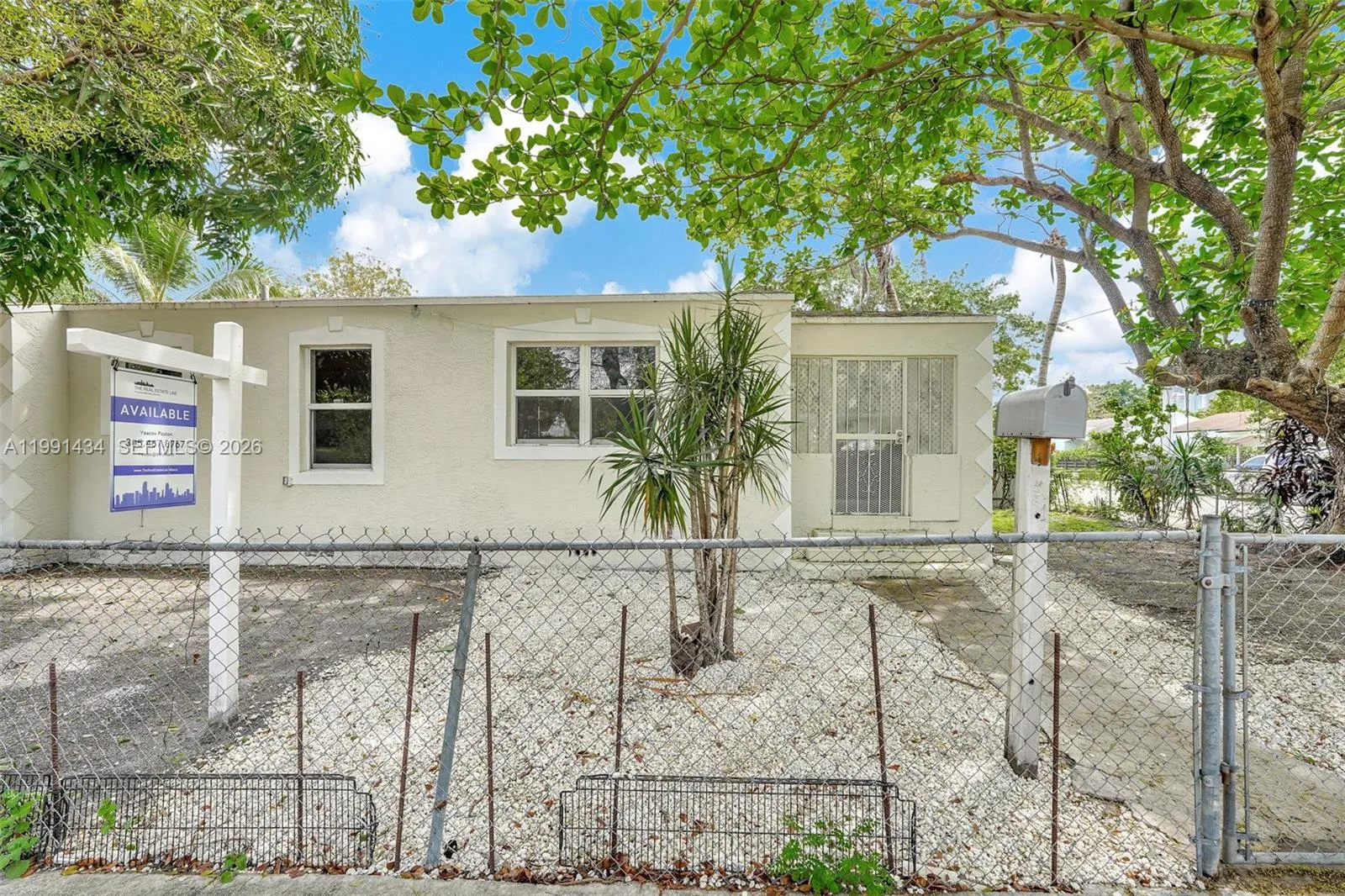299 Nw 43rd St 1, Miami, Florida 33127, Miami, Florida 33127, ,1 BathroomBathrooms,Residential Lease,For Rent,299 Nw 43rd St 1, Miami, Florida 33127,A11991434