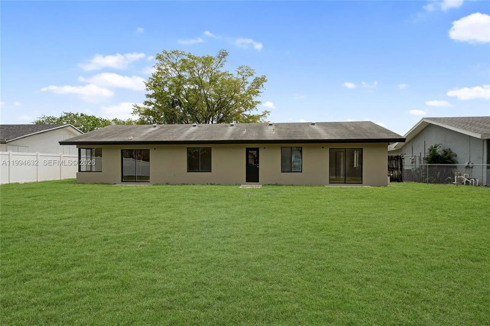 7201 Nw 46th Ct 7201, Lauderhill, Florida 33319, Lauderhill, Florida 33319, 4 Bedrooms Bedrooms, ,2 BathroomsBathrooms,Residential Lease,For Rent,7201 Nw 46th Ct 7201, Lauderhill, Florida 33319,A11994632