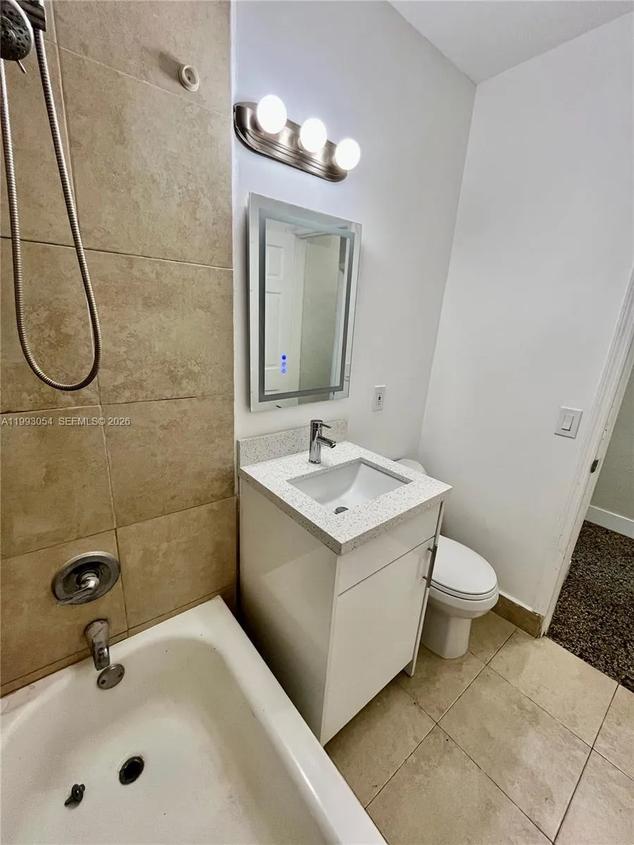 200 Frow Ave 0, Coral Gables, Florida 33133, Coral Gables, Florida 33133, 3 Bedrooms Bedrooms, ,2 BathroomsBathrooms,Residential Lease,For Rent,200 Frow Ave 0, Coral Gables, Florida 33133,A11993054