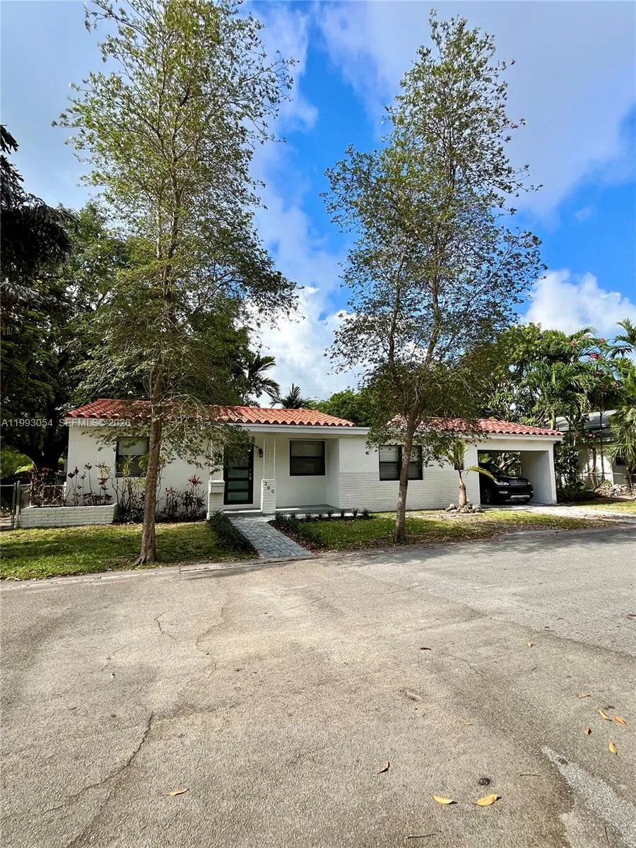200 Frow Ave 0, Coral Gables, Florida 33133, Coral Gables, Florida 33133, 3 Bedrooms Bedrooms, ,2 BathroomsBathrooms,Residential Lease,For Rent,200 Frow Ave 0, Coral Gables, Florida 33133,A11993054