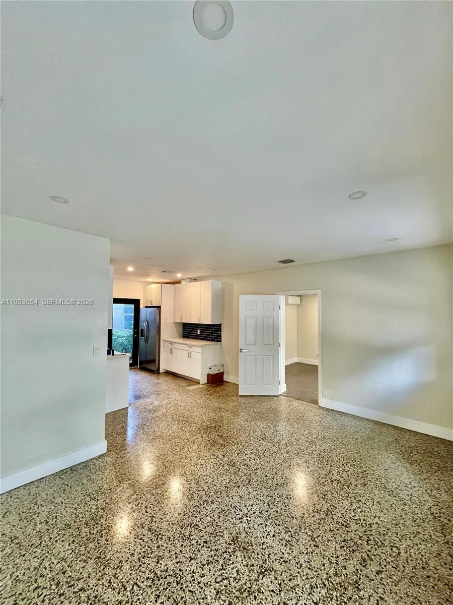200 Frow Ave 0, Coral Gables, Florida 33133, Coral Gables, Florida 33133, 3 Bedrooms Bedrooms, ,2 BathroomsBathrooms,Residential Lease,For Rent,200 Frow Ave 0, Coral Gables, Florida 33133,A11993054