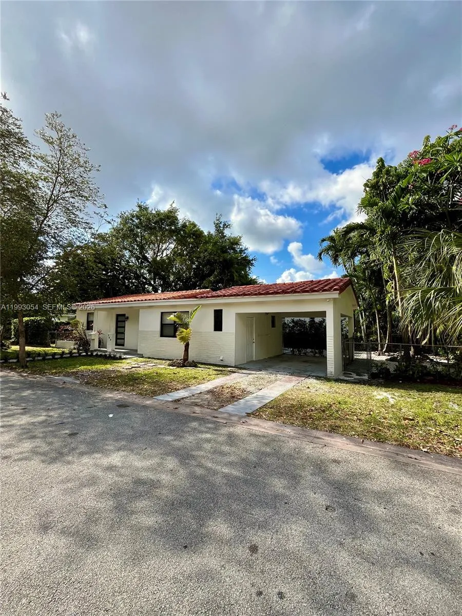 200 Frow Ave 0, Coral Gables, Florida 33133, Coral Gables, Florida 33133, 3 Bedrooms Bedrooms, ,2 BathroomsBathrooms,Residential Lease,For Rent,200 Frow Ave 0, Coral Gables, Florida 33133,A11993054