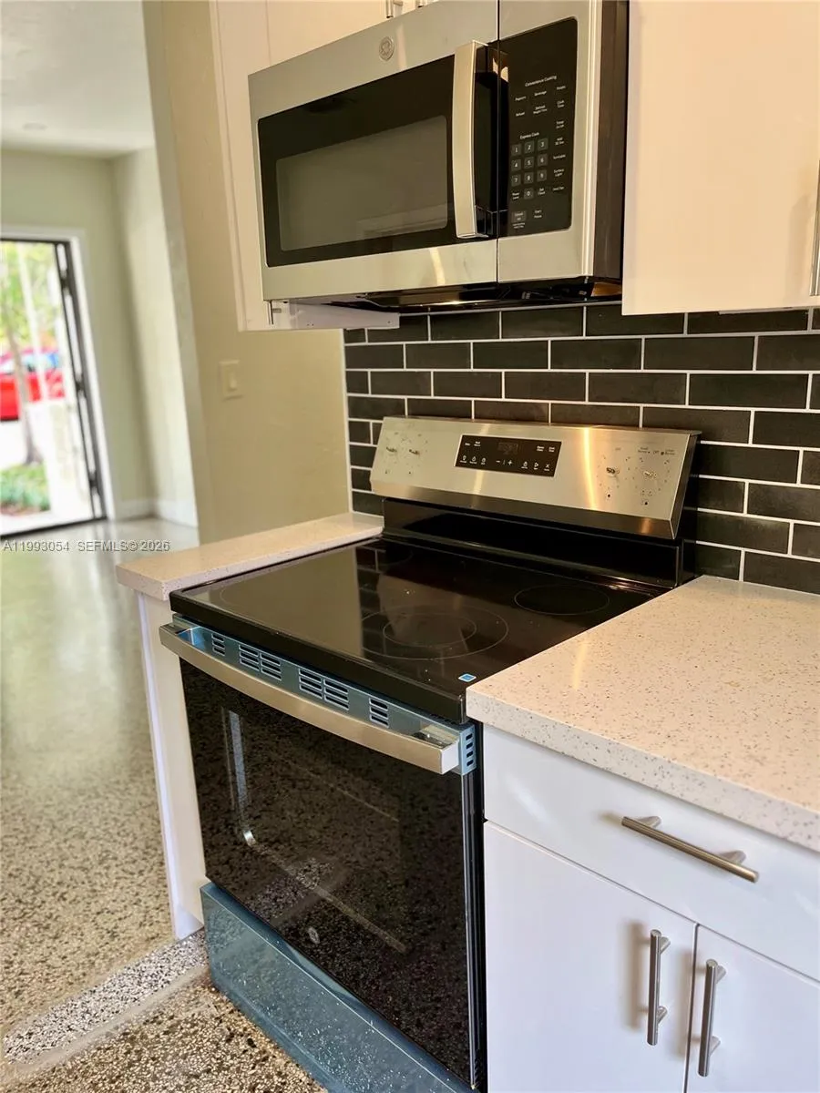 200 Frow Ave 0, Coral Gables, Florida 33133, Coral Gables, Florida 33133, 3 Bedrooms Bedrooms, ,2 BathroomsBathrooms,Residential Lease,For Rent,200 Frow Ave 0, Coral Gables, Florida 33133,A11993054