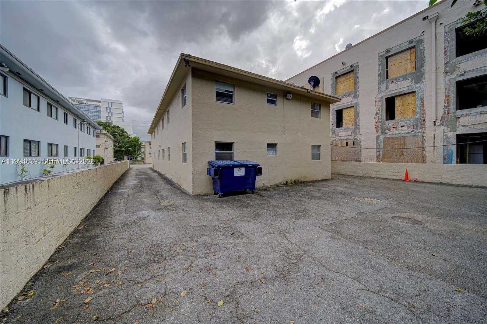 427 Sw 6th St 4, Miami, Florida 33130, Miami, Florida 33130, 2 Bedrooms Bedrooms, ,1 BathroomBathrooms,Residential Lease,For Rent,427 Sw 6th St 4, Miami, Florida 33130,A11994639