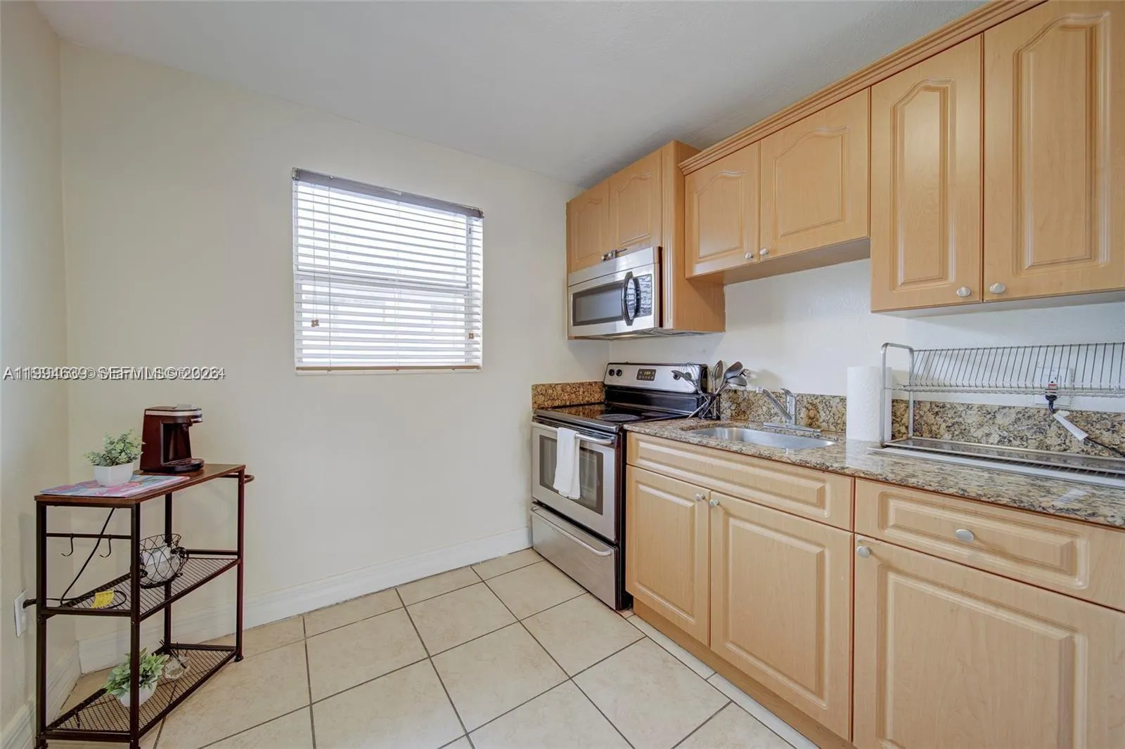 427 Sw 6th St 4, Miami, Florida 33130, Miami, Florida 33130, 2 Bedrooms Bedrooms, ,1 BathroomBathrooms,Residential Lease,For Rent,427 Sw 6th St 4, Miami, Florida 33130,A11994639
